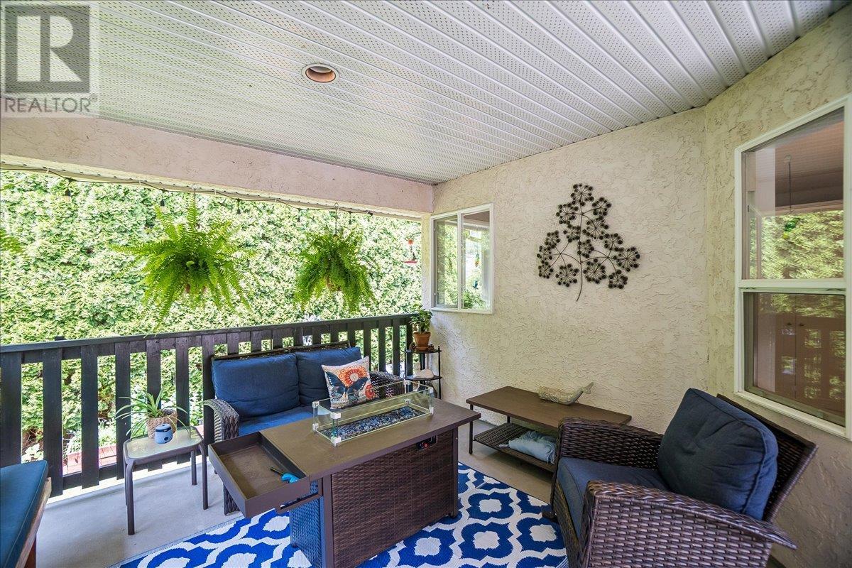 1040 Regan Crescent, Trail, British Columbia  V1R 1C4 - Photo 33 - 10353953