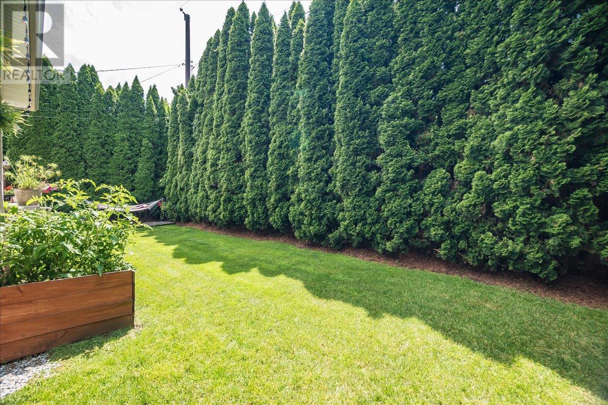1040 Regan Crescent, Trail, British Columbia  V1R 1C4 - Photo 42 - 10353953