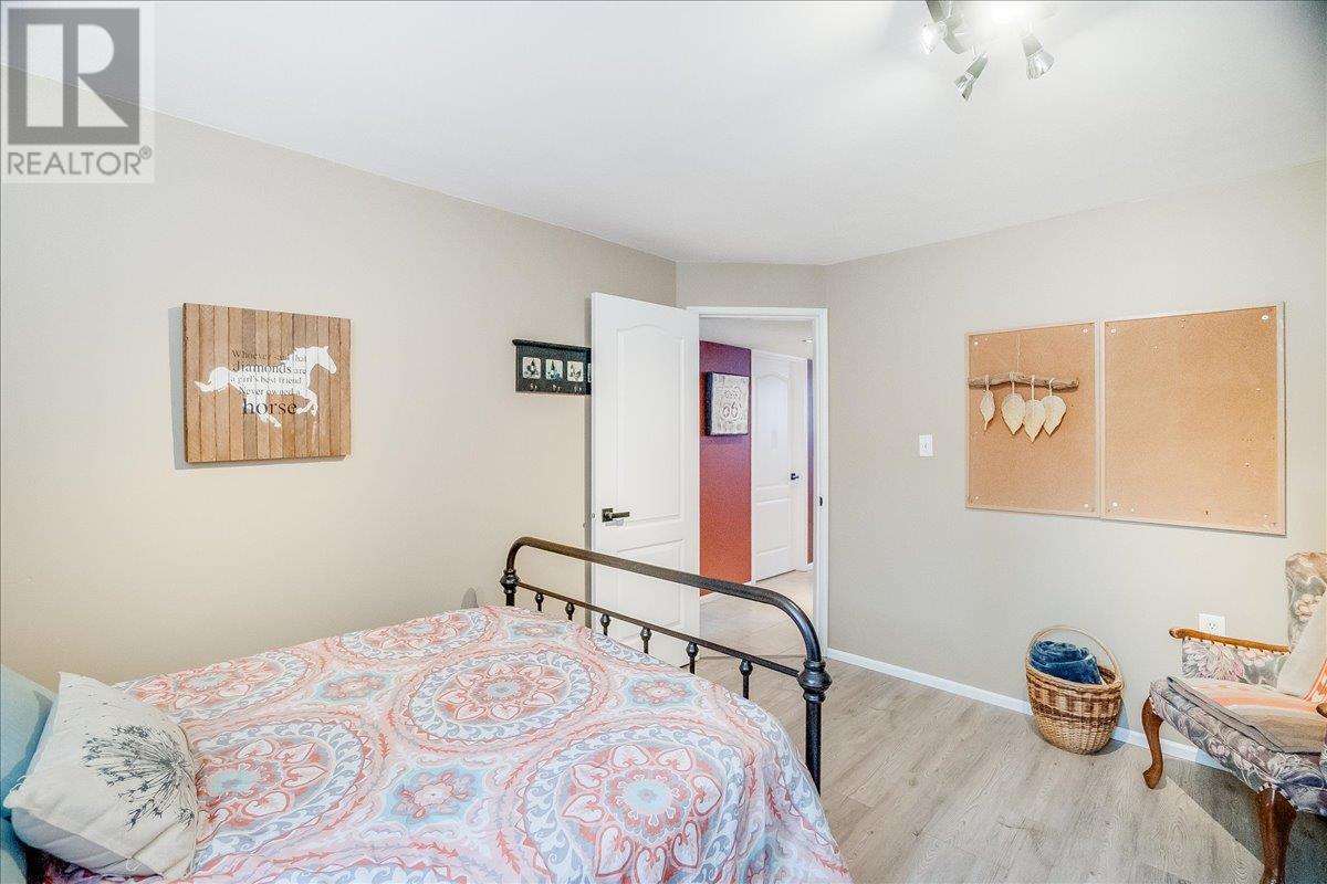 1040 Regan Crescent, Trail, British Columbia  V1R 1C4 - Photo 65 - 10353953