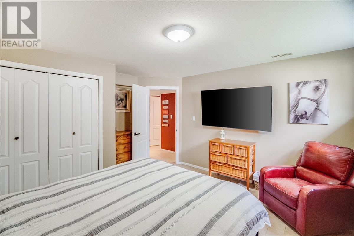 1040 Regan Crescent, Trail, British Columbia  V1R 1C4 - Photo 67 - 10353953