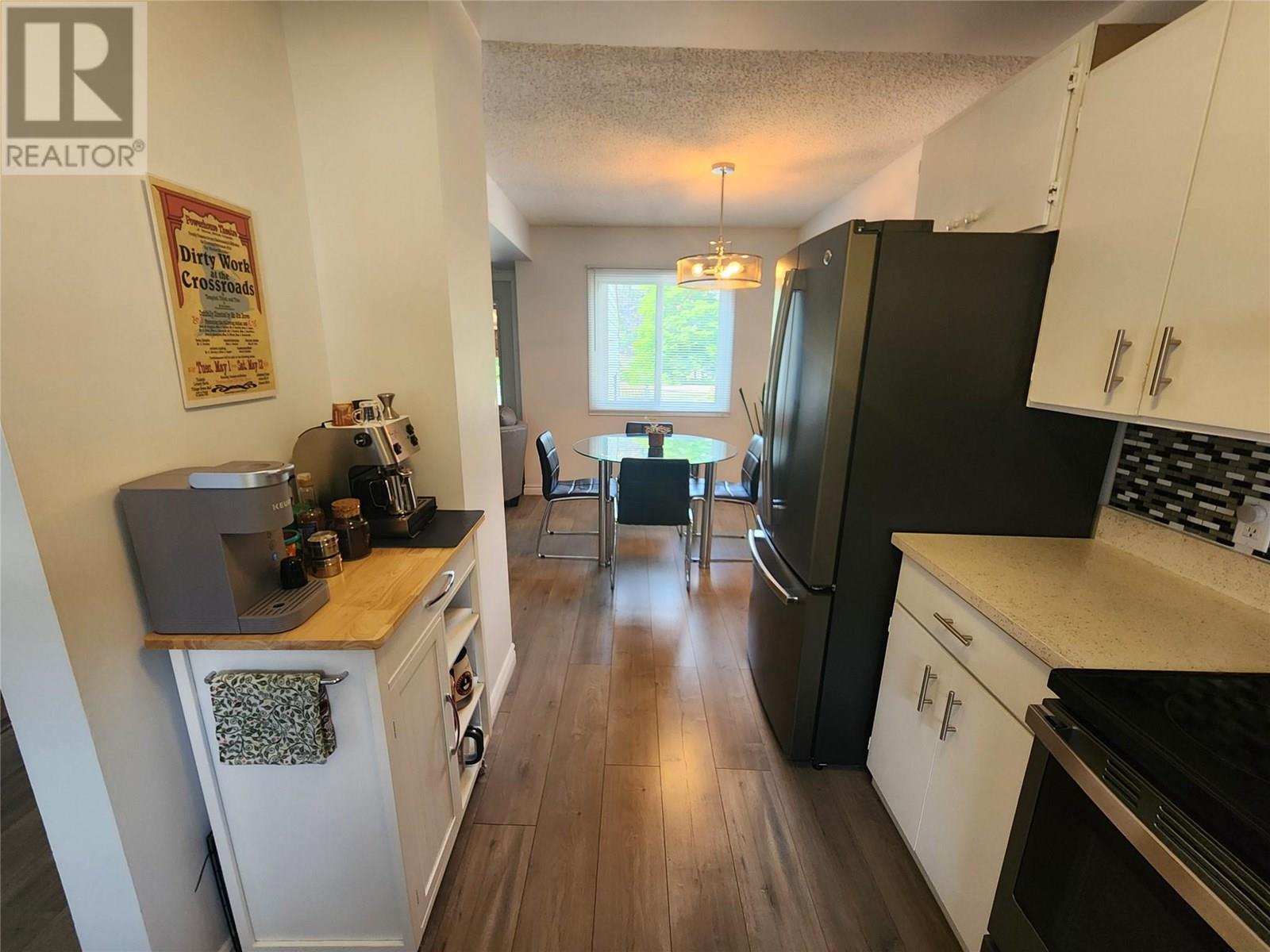 3324 Laurel Crescent, Trail, British Columbia  V1R 4M5 - Photo 10 - 10353399