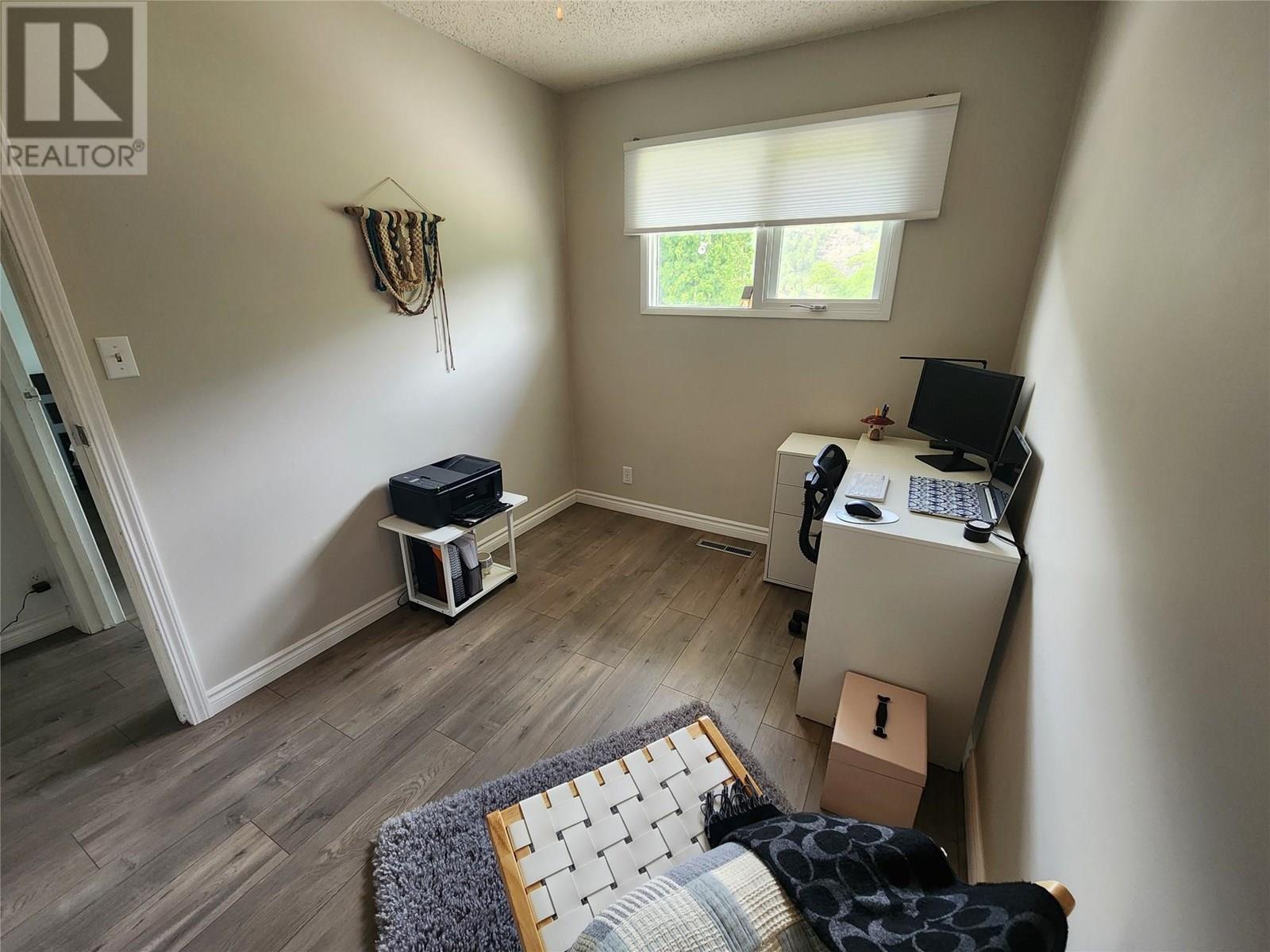 3324 Laurel Crescent, Trail, British Columbia  V1R 4M5 - Photo 18 - 10353399