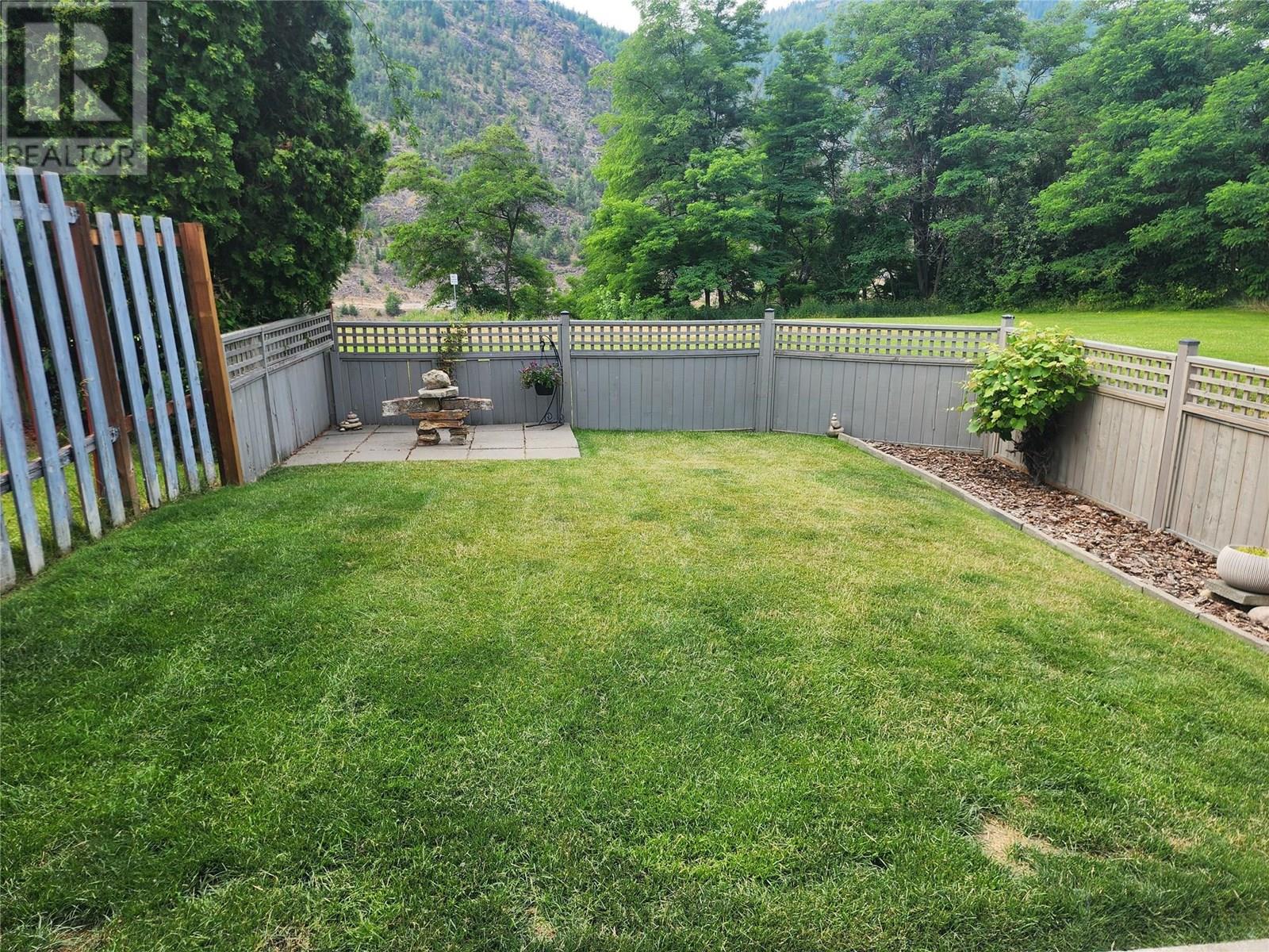 3324 Laurel Crescent, Trail, British Columbia  V1R 4M5 - Photo 26 - 10353399