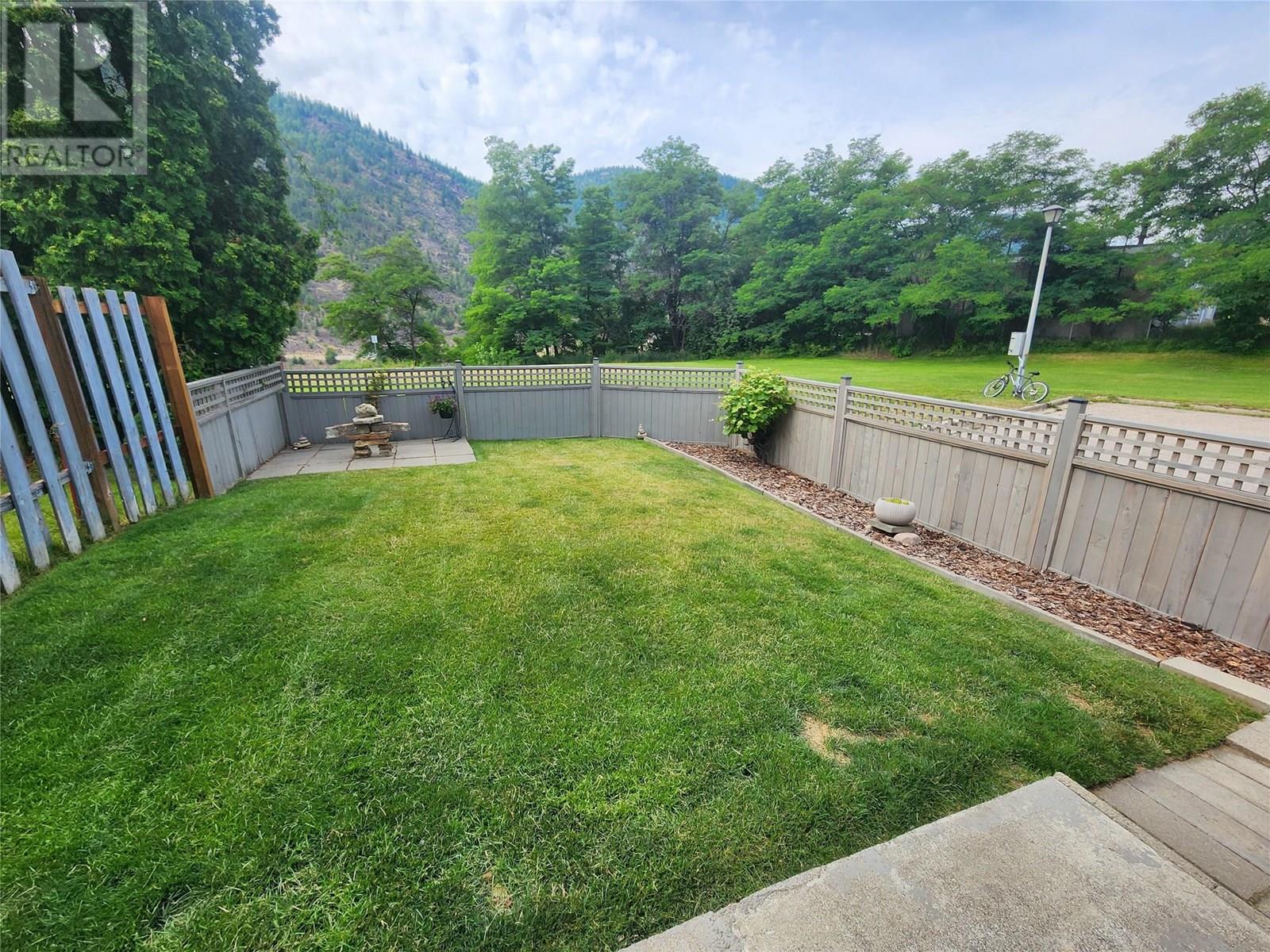 3324 Laurel Crescent, Trail, British Columbia  V1R 4M5 - Photo 27 - 10353399
