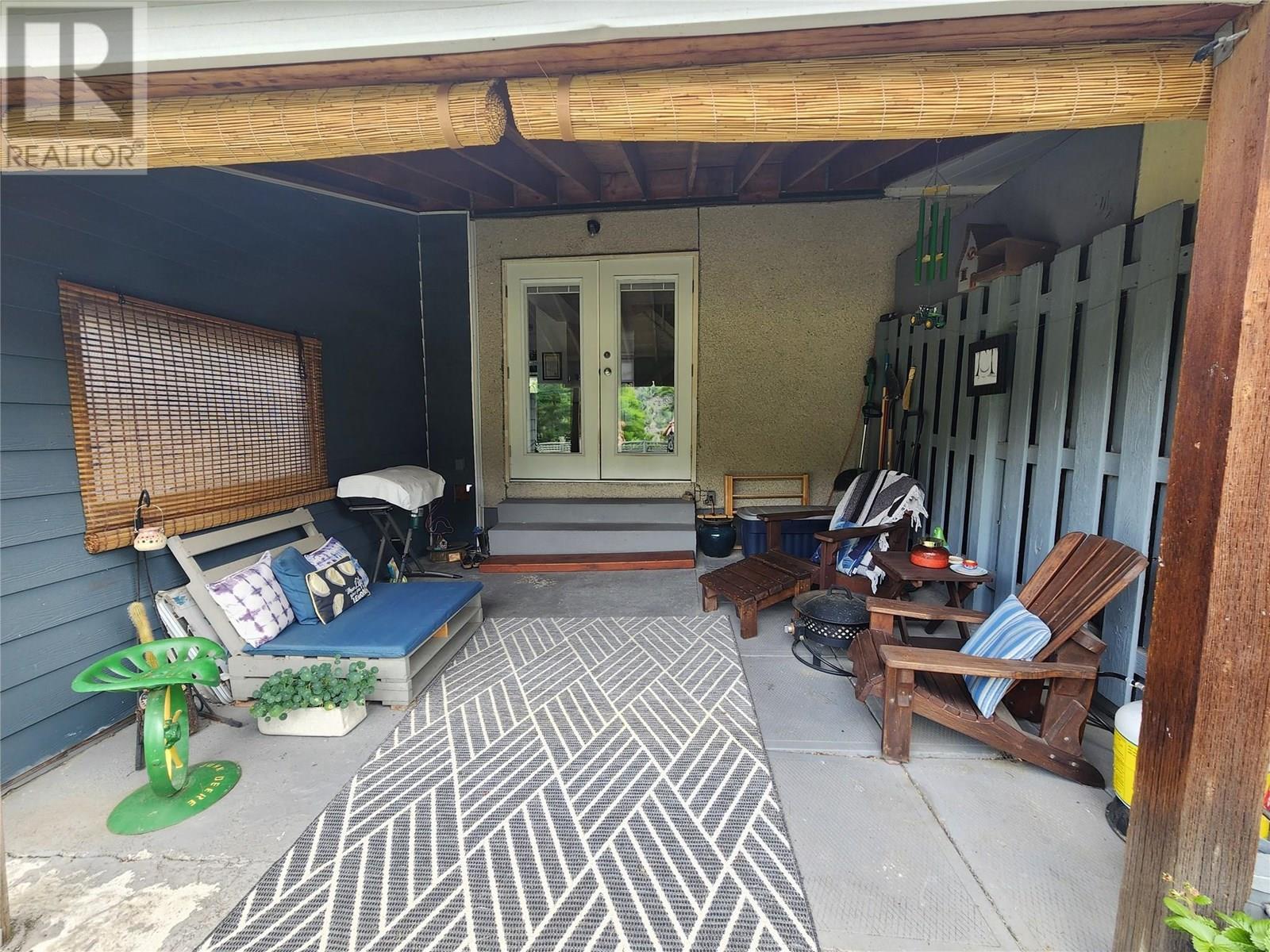 3324 Laurel Crescent, Trail, British Columbia  V1R 4M5 - Photo 30 - 10353399