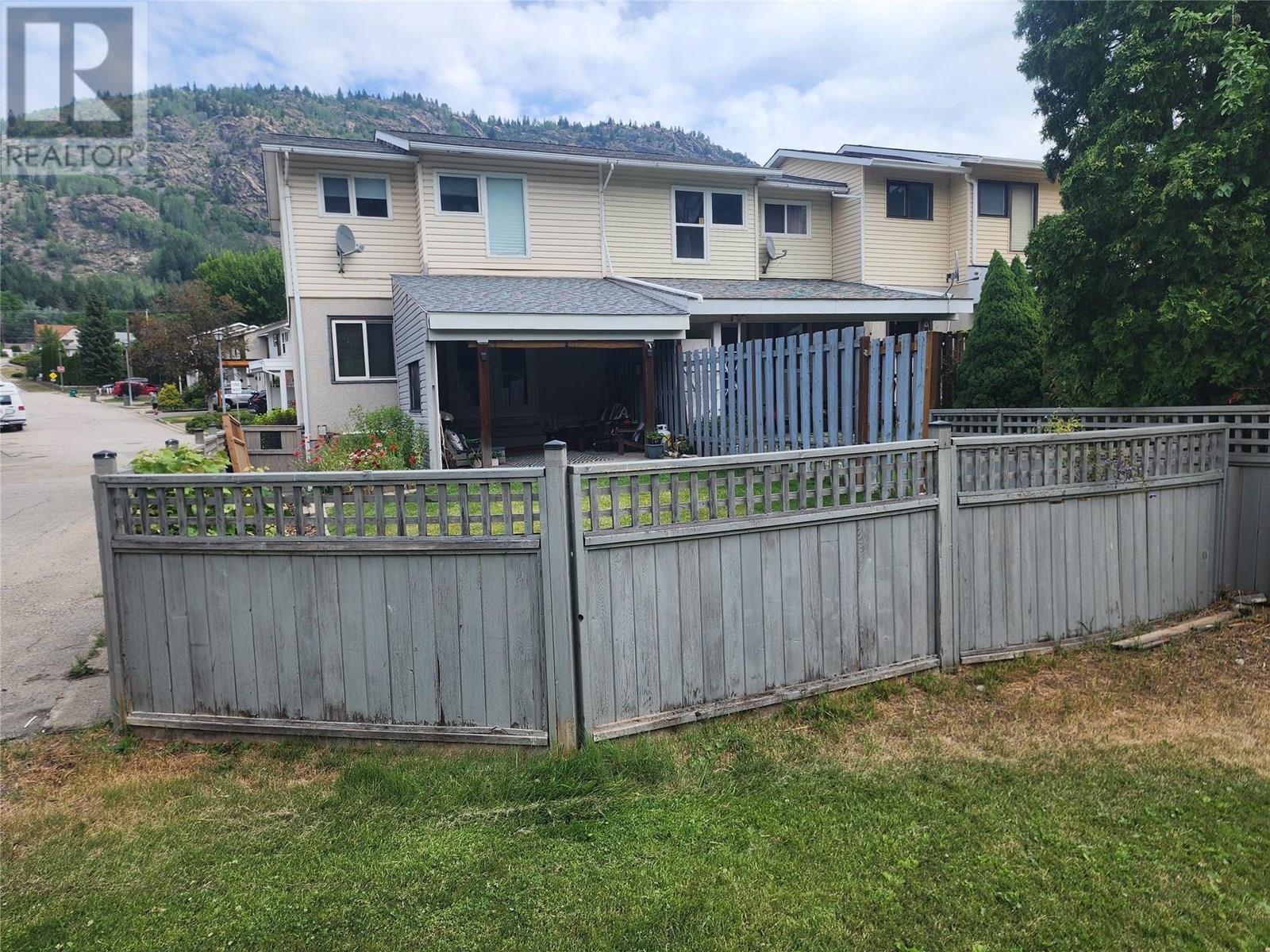 3324 Laurel Crescent, Trail, British Columbia  V1R 4M5 - Photo 32 - 10353399