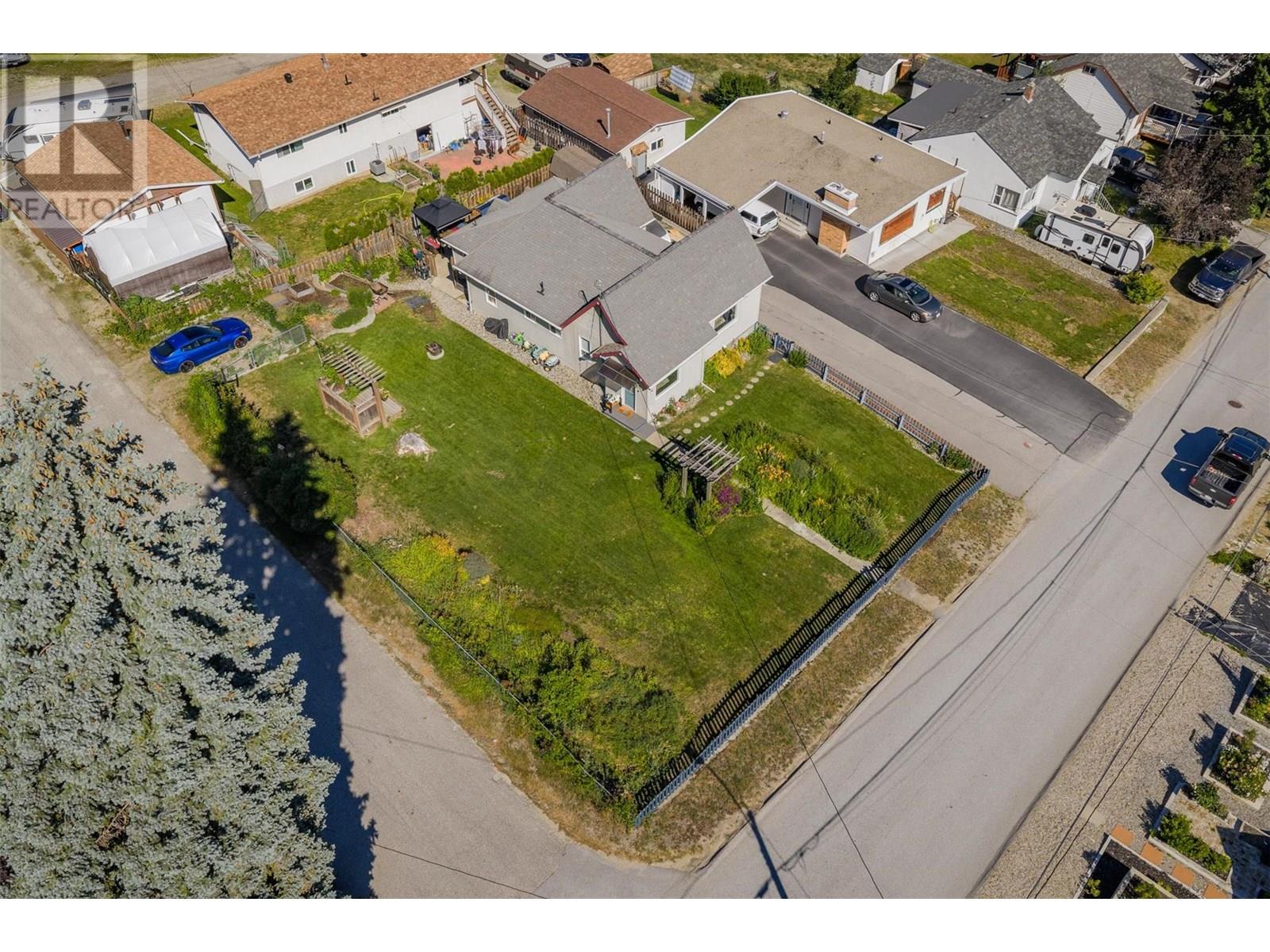 34 Nelson Avenue, Fruitvale, British Columbia  V0G 1L0 - Photo 41 - 10354211