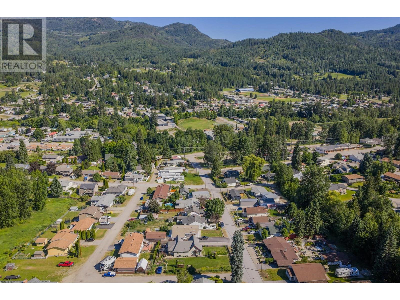 34 Nelson Avenue, Fruitvale, British Columbia  V0G 1L0 - Photo 43 - 10354211