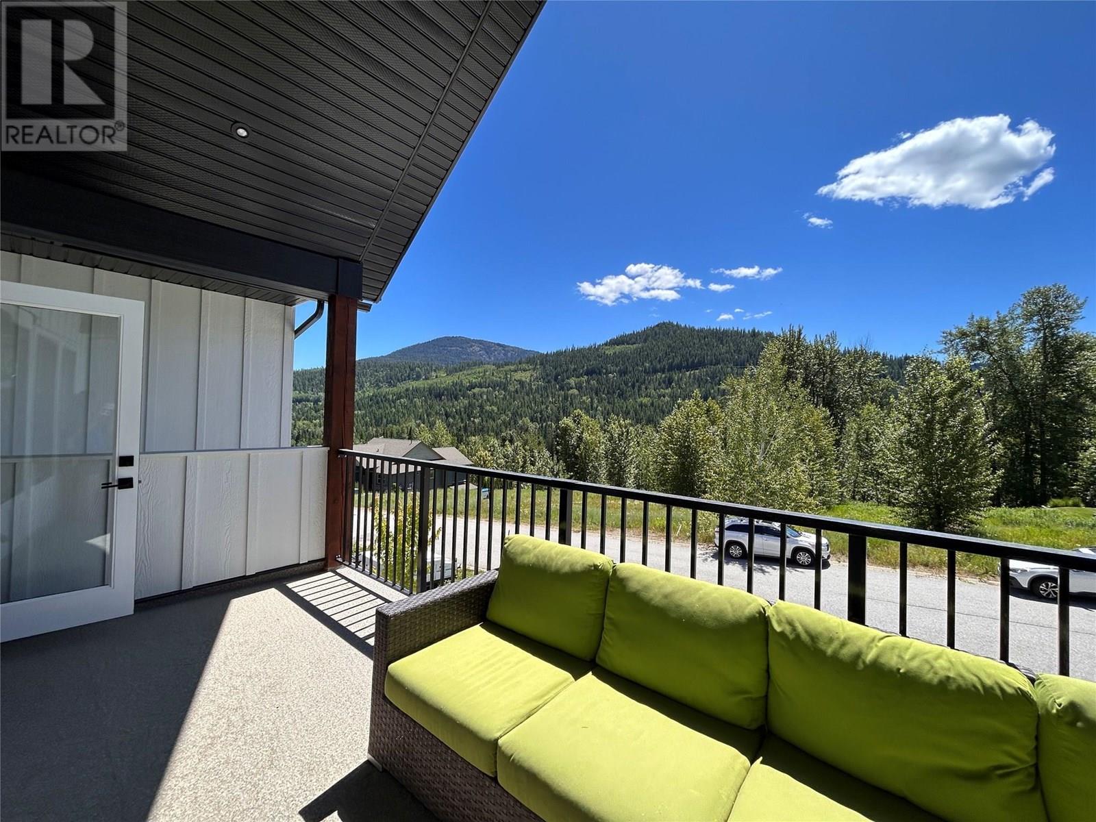 914 Redstone Drive, Rossland, British Columbia  V0G 1Y0 - Photo 3 - 10351890