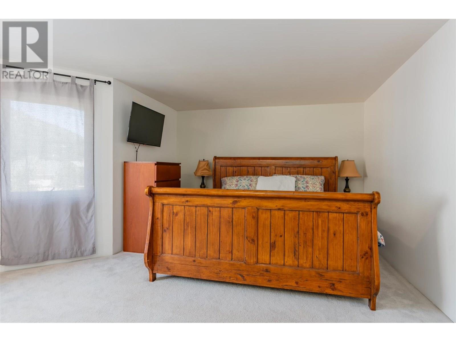 840 9th Avenue, Montrose, British Columbia  V0G 1P0 - Photo 13 - 10354356