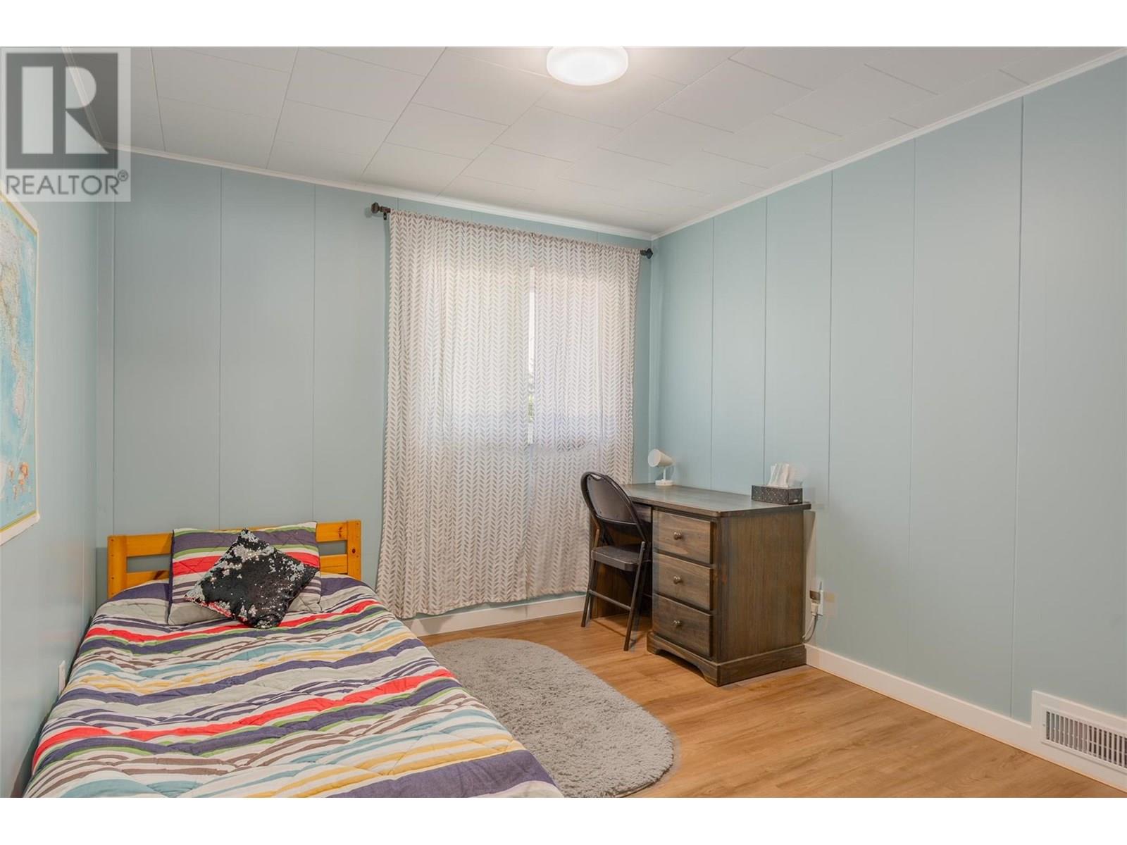 840 9th Avenue, Montrose, British Columbia  V0G 1P0 - Photo 23 - 10354356