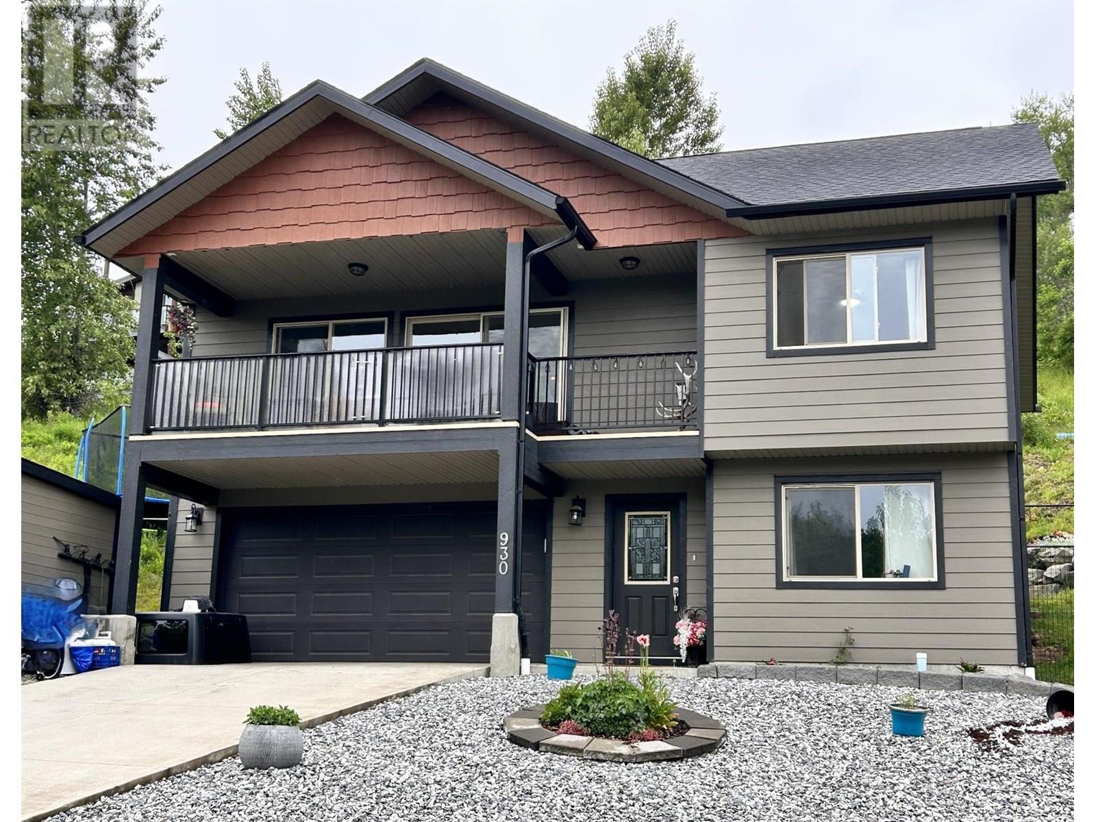 930 Redstone Drive, Rossland, British Columbia  V0G 1Y0 - Photo 1 - 10353440