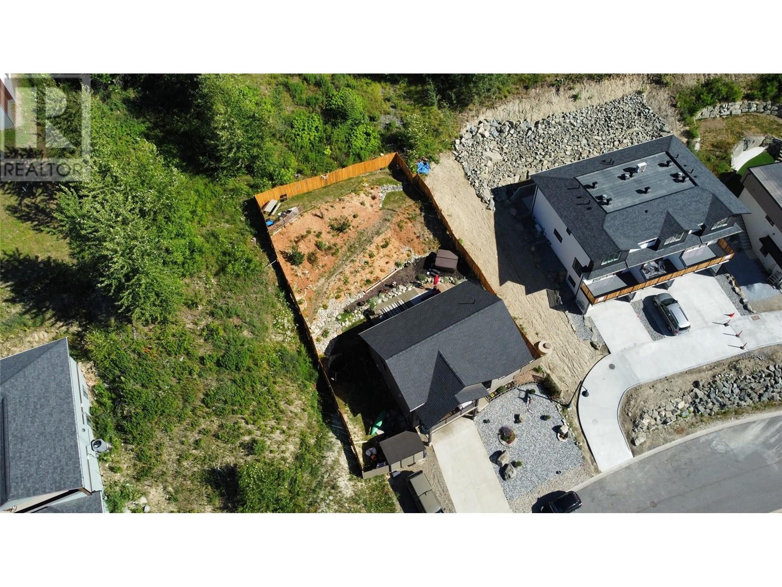 930 Redstone Drive, Rossland, British Columbia  V0G 1Y0 - Photo 3 - 10353440