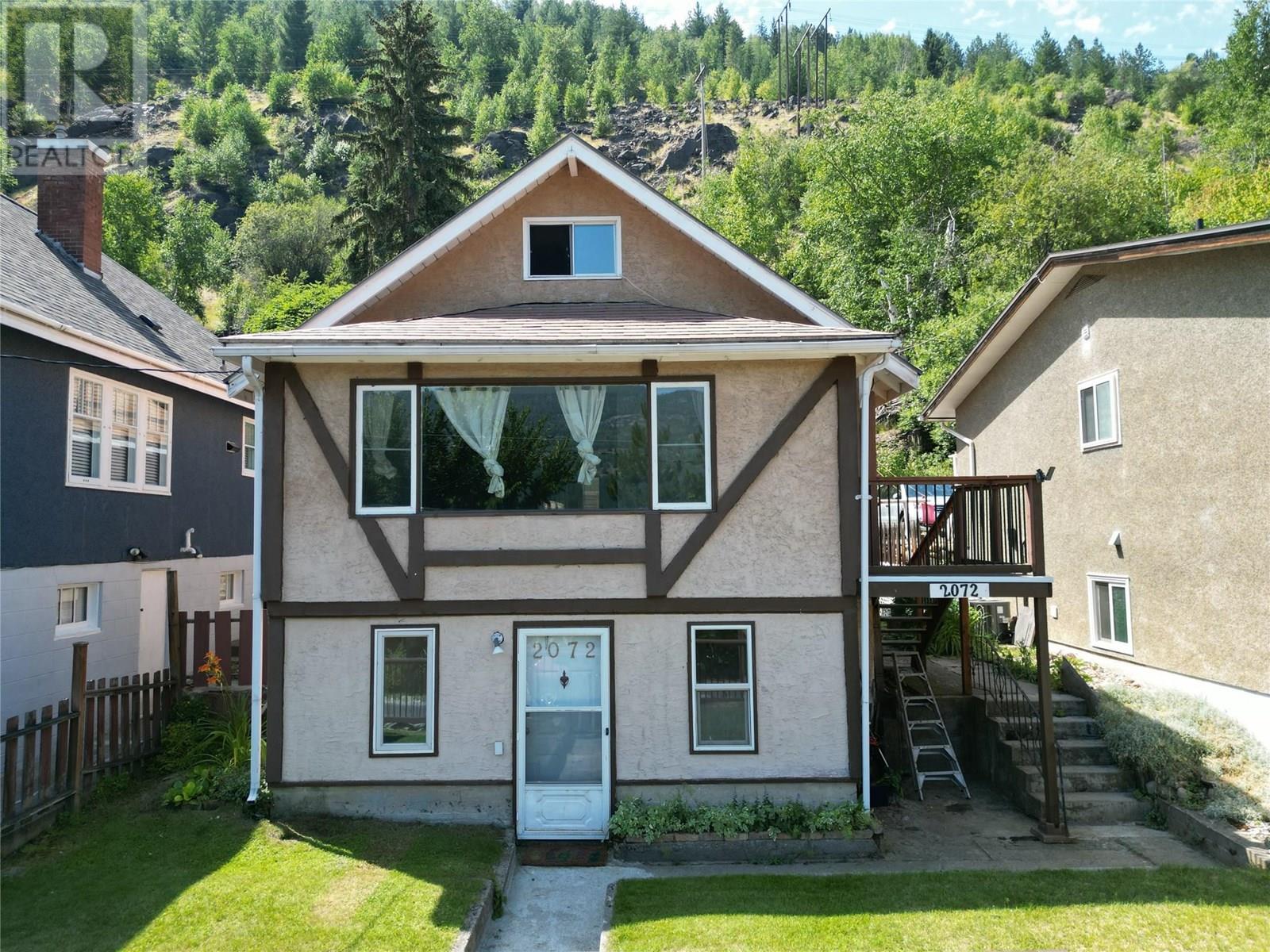 2072 Daniel Street, Trail, British Columbia  V1R 4G9 - Photo 1 - 10346852
