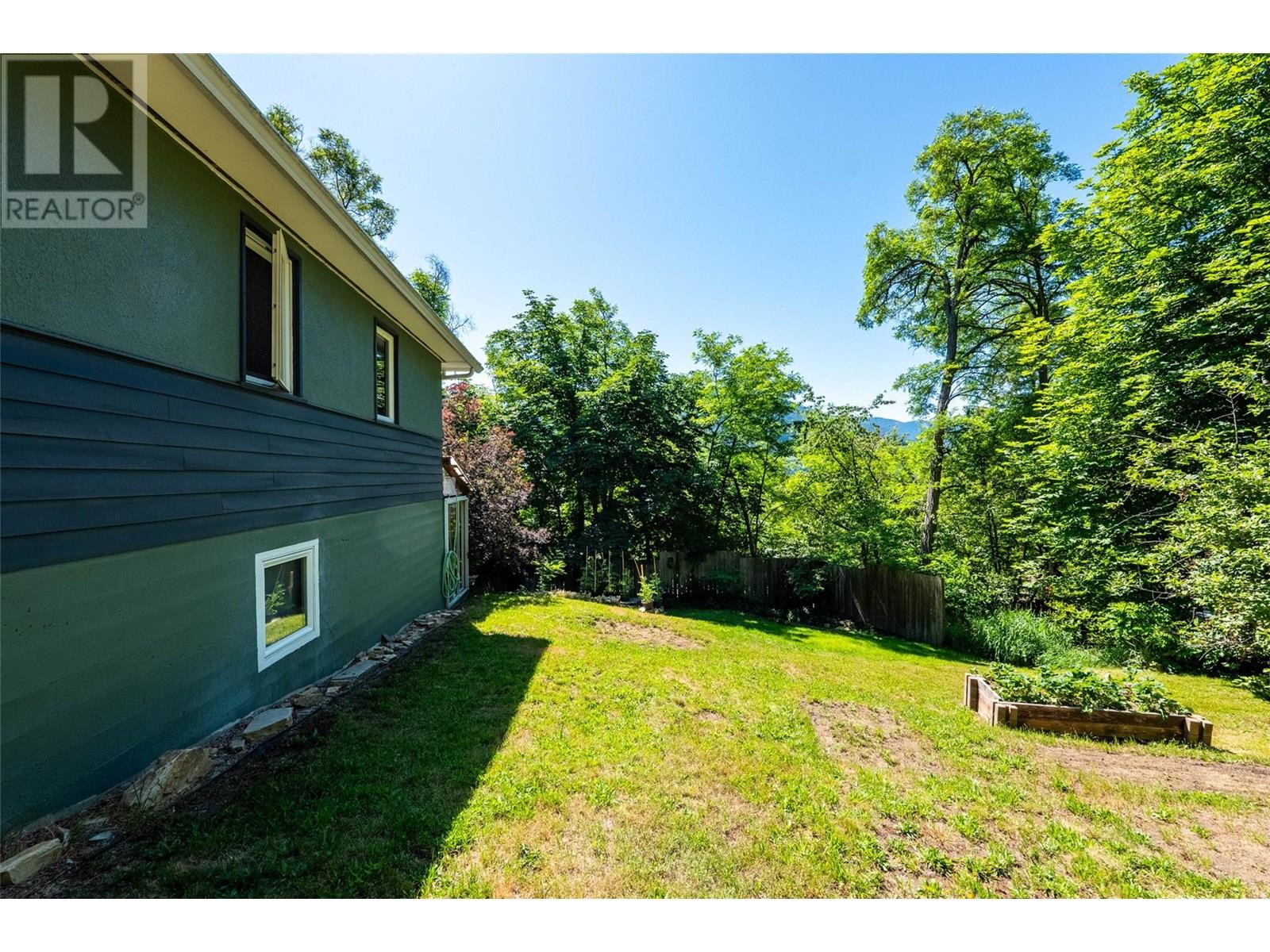 3250 South Slocan Village Road, South Slocan, British Columbia  V0G 2G1 - Photo 33 - 10354387