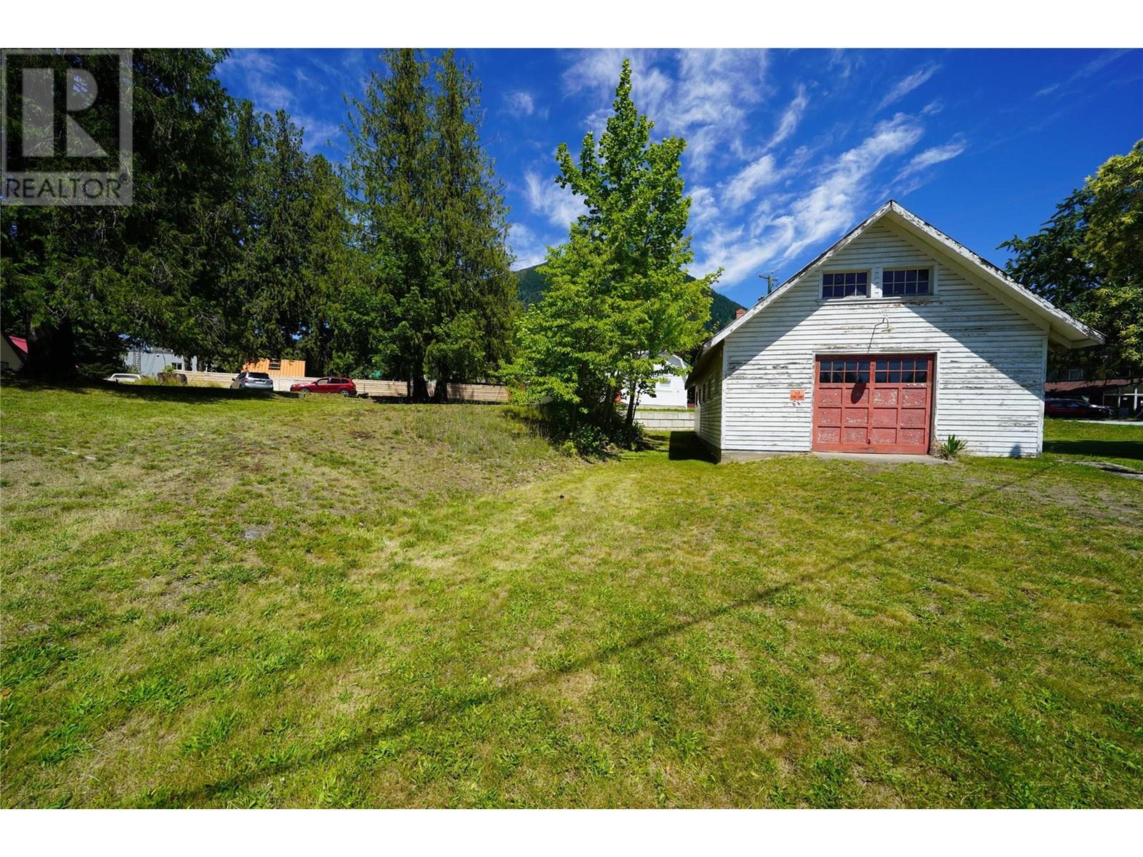 422 Slocan Avenue, New Denver, British Columbia  V0G 1S0 - Photo 15 - 10354516