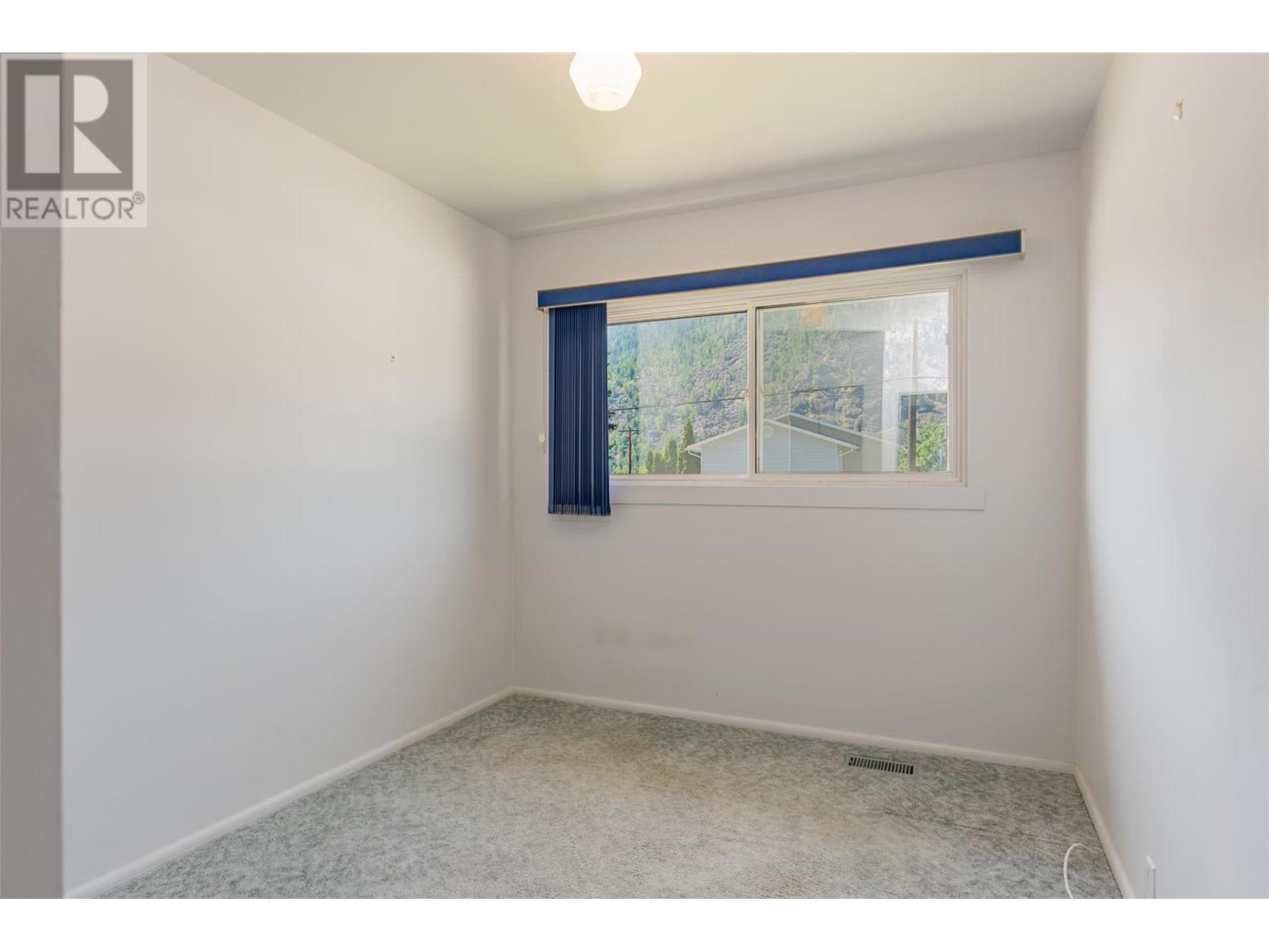 3357 Highway Drive, Trail, British Columbia  V1R 2T6 - Photo 12 - 10354494