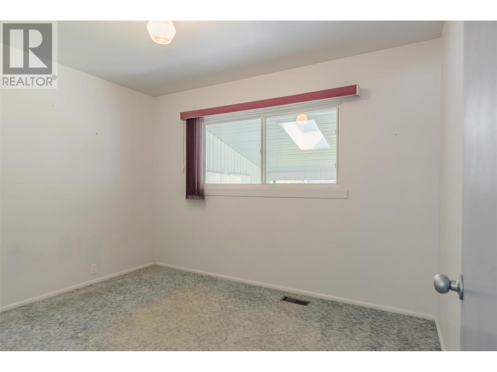 3357 Highway Drive, Trail, British Columbia  V1R 2T6 - Photo 17 - 10354494