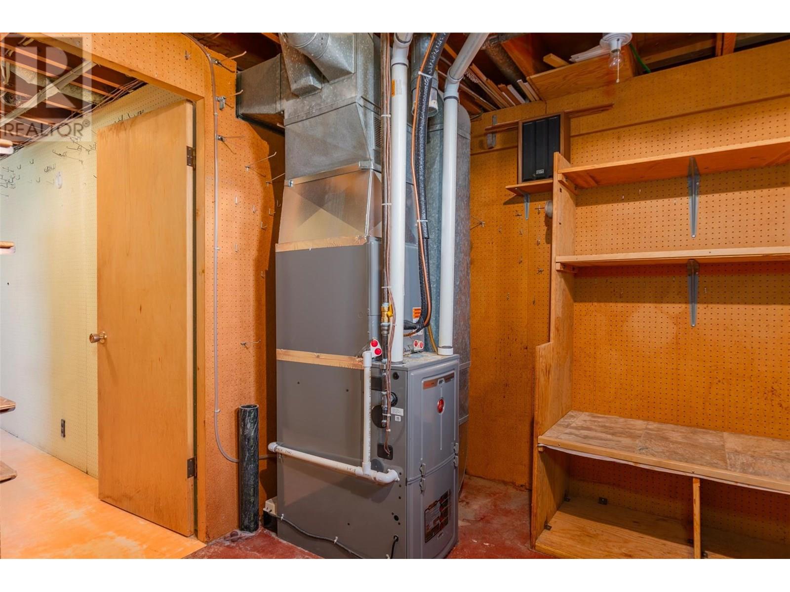 3357 Highway Drive, Trail, British Columbia  V1R 2T6 - Photo 29 - 10354494