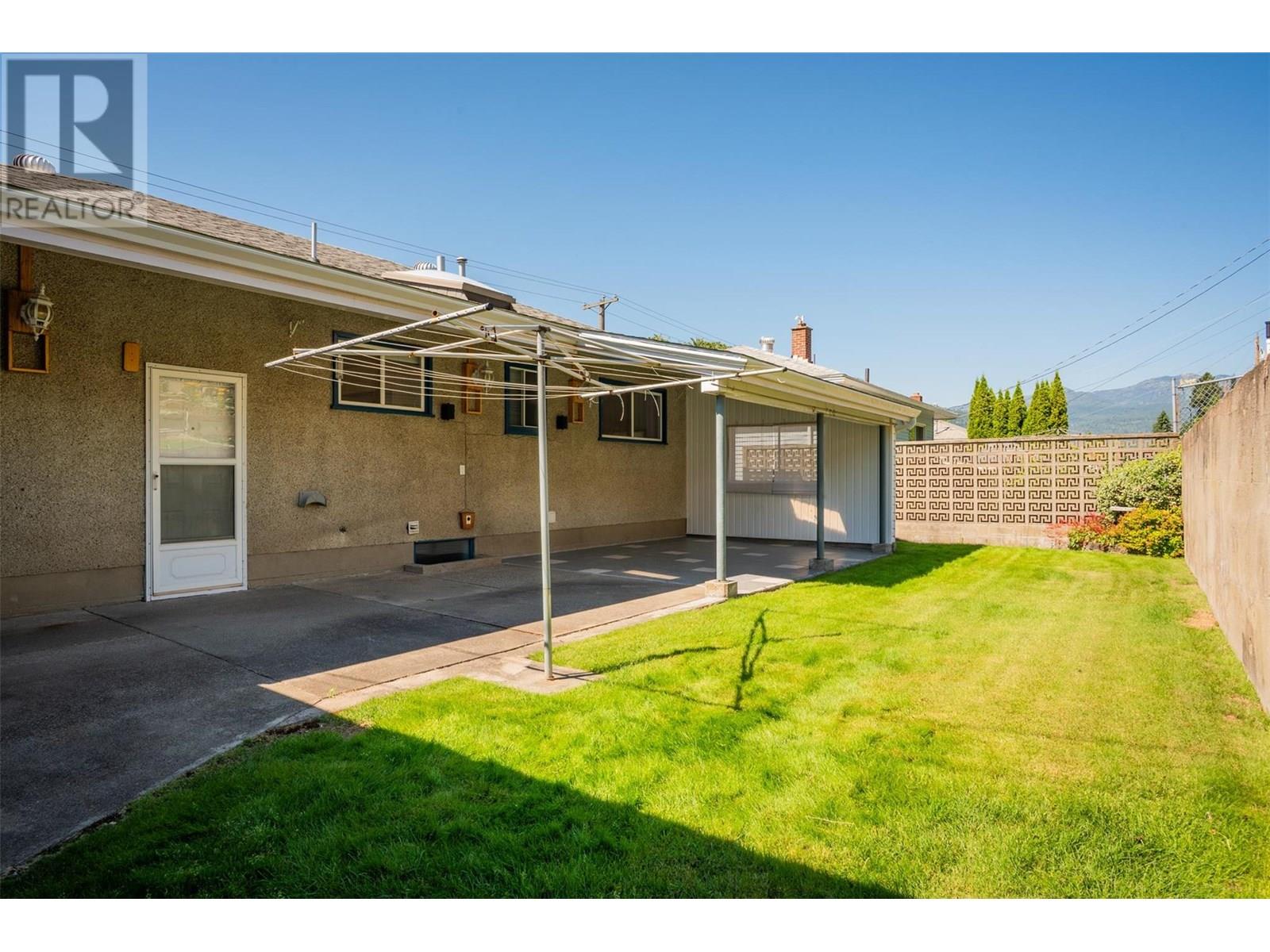 3357 Highway Drive, Trail, British Columbia  V1R 2T6 - Photo 33 - 10354494