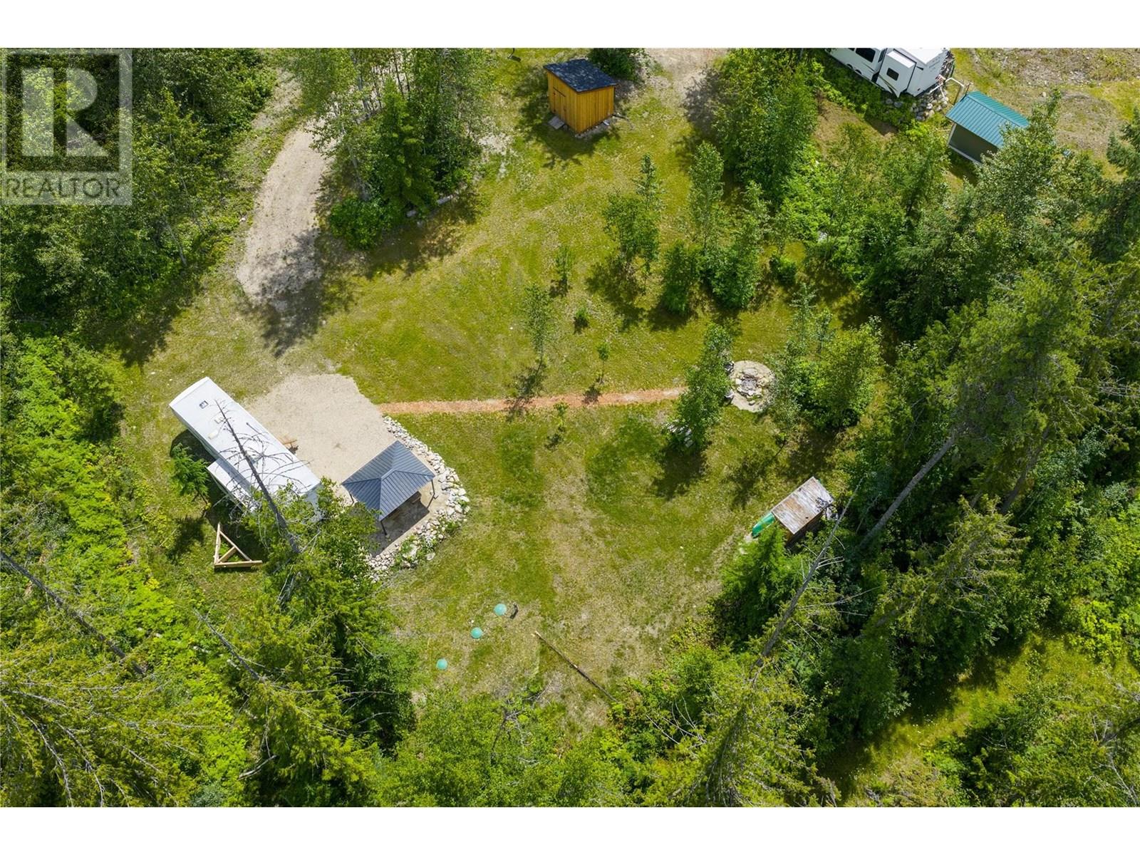 370 Lilac Link Street, Galena Bay, British Columbia  V0G 1R0 - Photo 11 - 10354075