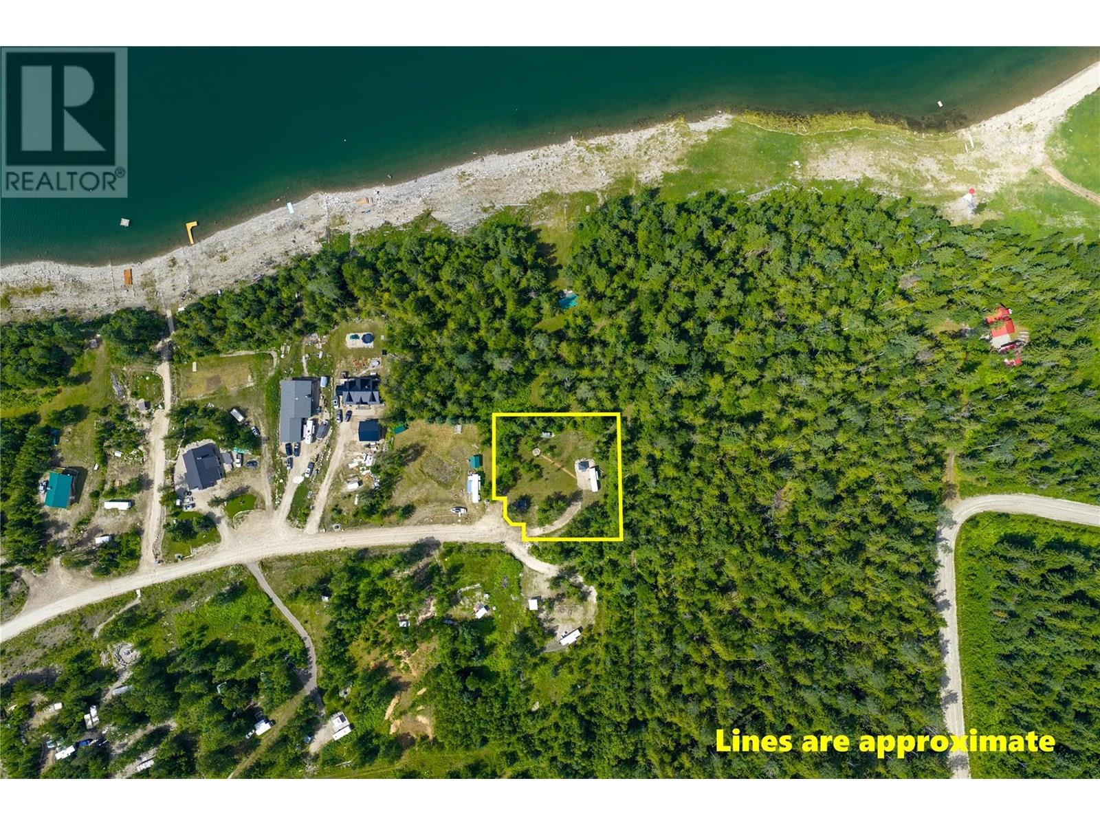 370 Lilac Link Street, Galena Bay, British Columbia  V0G 1R0 - Photo 2 - 10354075