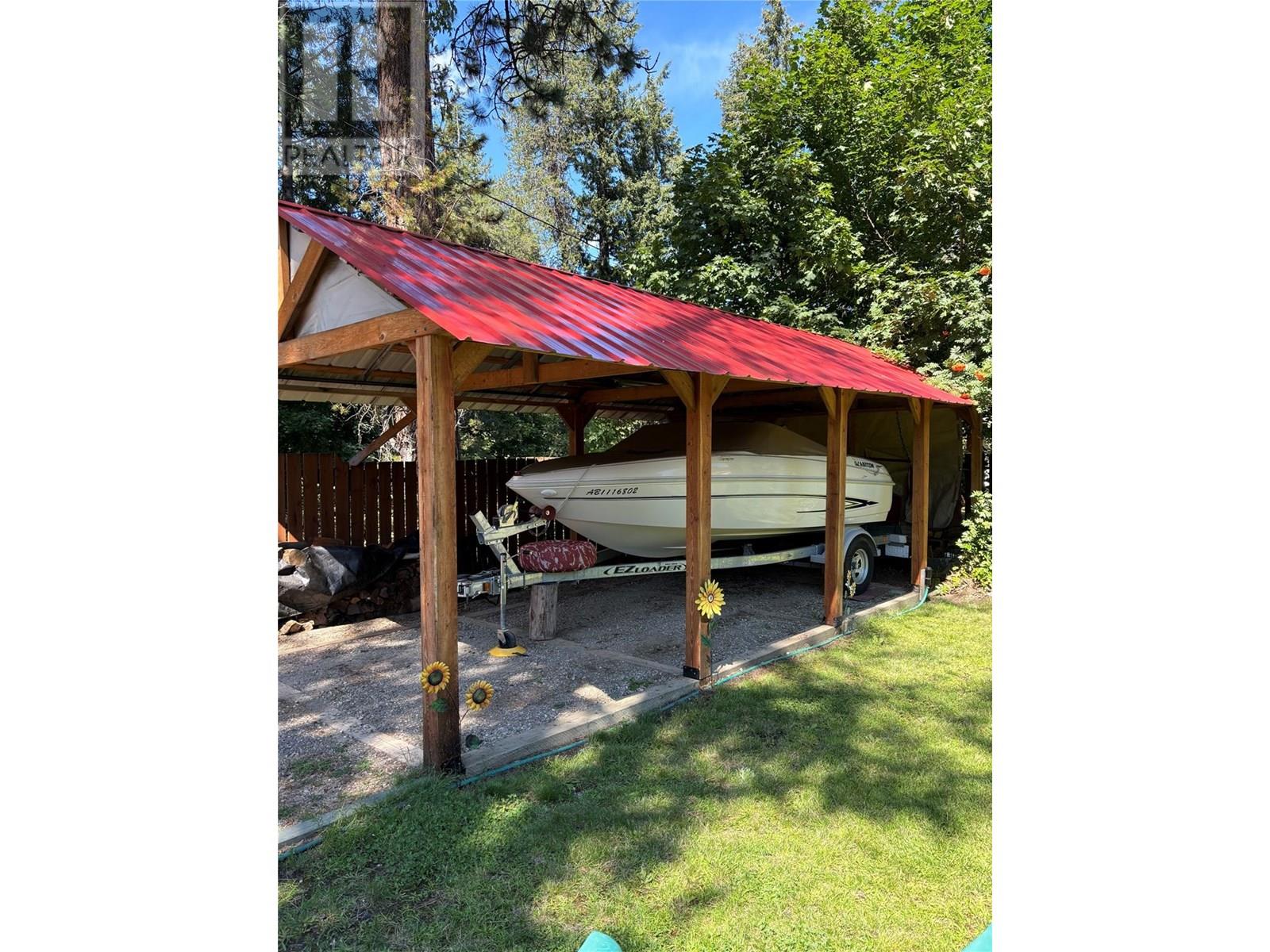 1581 Neimi Road, Christina Lake, British Columbia  V0H 1E2 - Photo 10 - 10354054