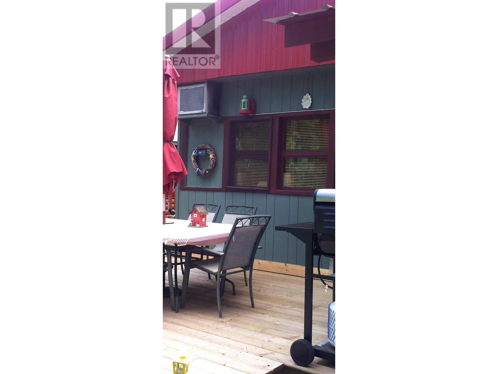 1581 Neimi Road, Christina Lake, British Columbia  V0H 1E2 - Photo 12 - 10354054