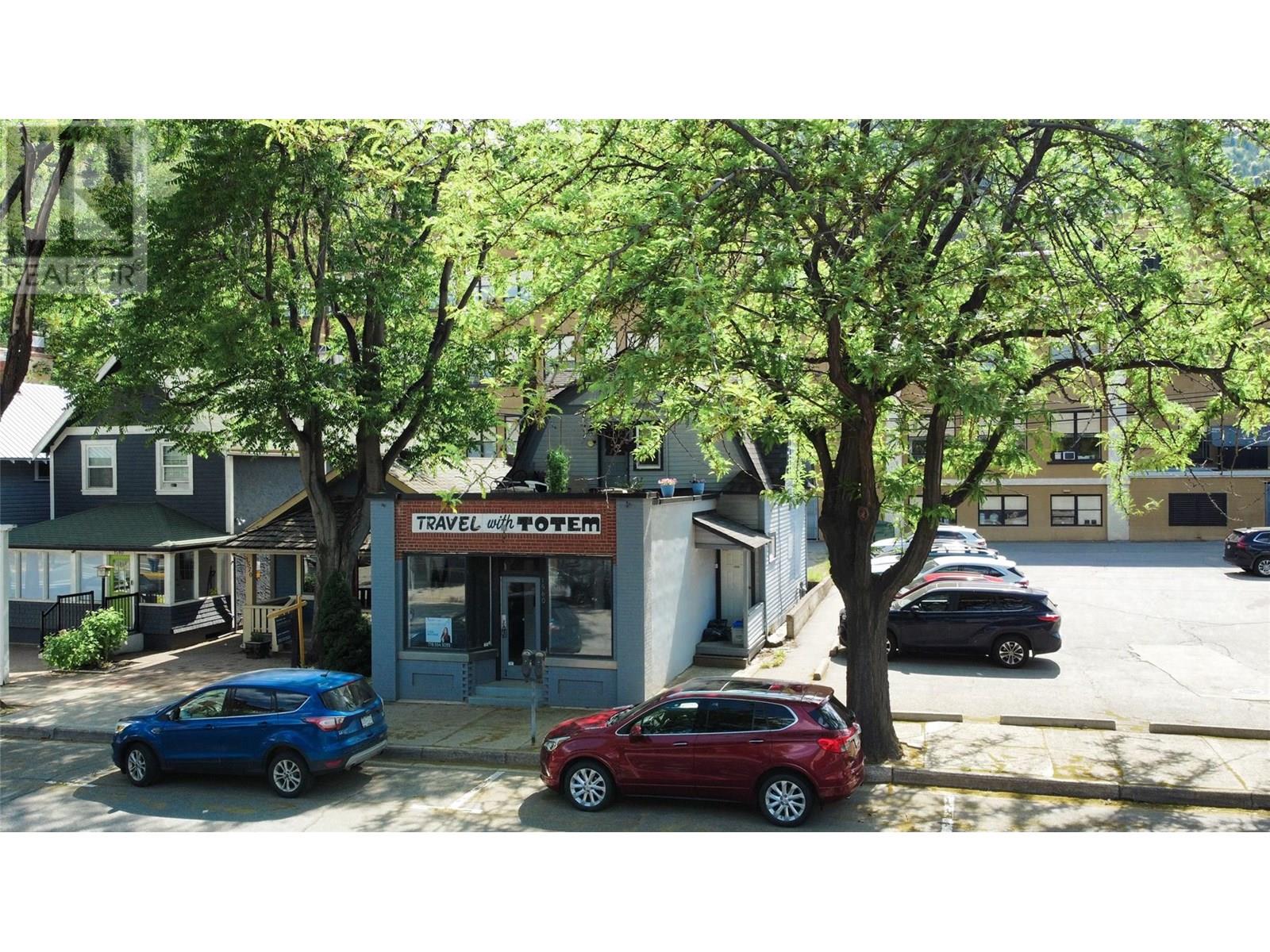 1560 Bay Avenue, Trail, British Columbia  V1R 4B3 - Photo 2 - 10354121