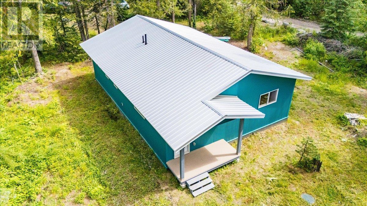 116 Liness Road, Salmo, British Columbia  V0G 1Z0 - Photo 1 - 10354881
