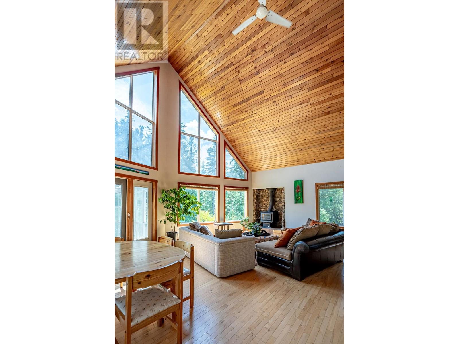 6105 Pine Ridge Road, Kaslo, British Columbia  V0G 1M0 - Photo 14 - 10354572