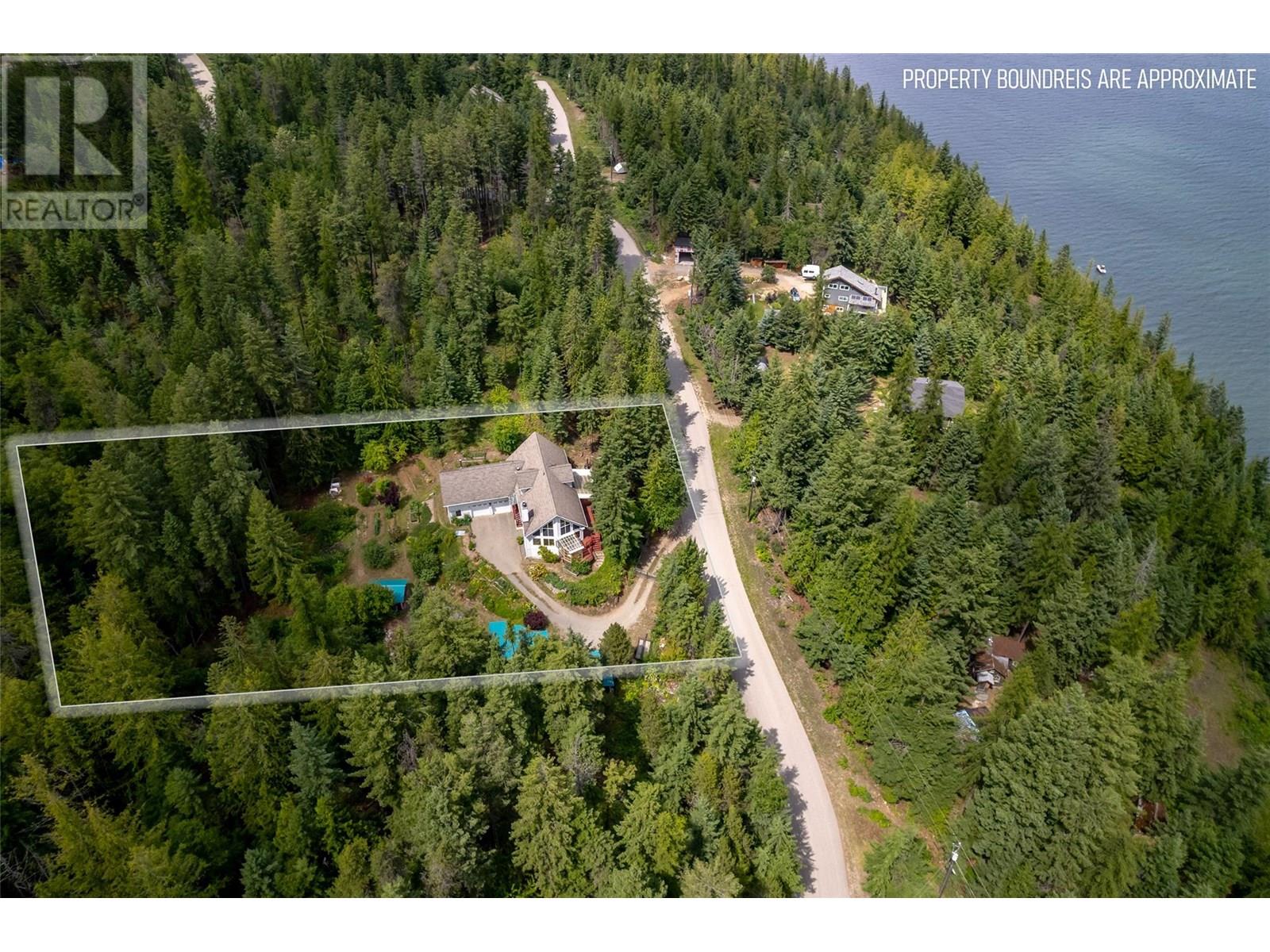 6105 Pine Ridge Road, Kaslo, British Columbia  V0G 1M0 - Photo 2 - 10354572