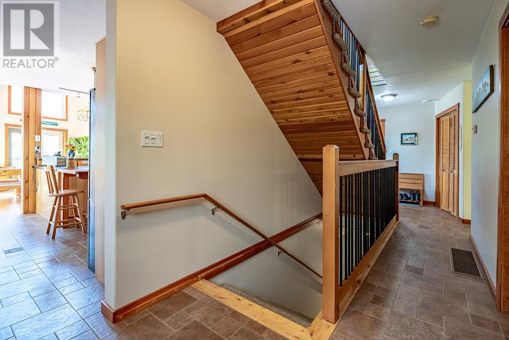 6105 Pine Ridge Road, Kaslo, British Columbia  V0G 1M0 - Photo 38 - 10354572