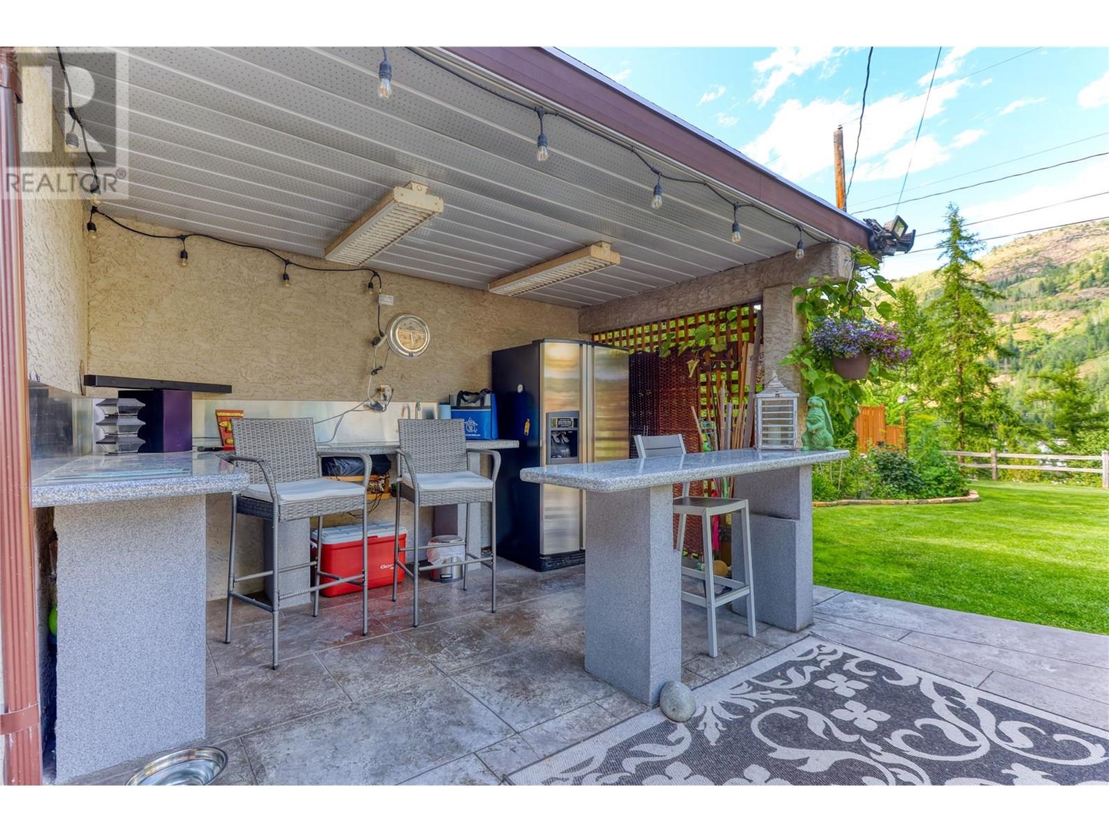 208 Ritchie Avenue, Trail, British Columbia  V1R 1H2 - Photo 40 - 10354767
