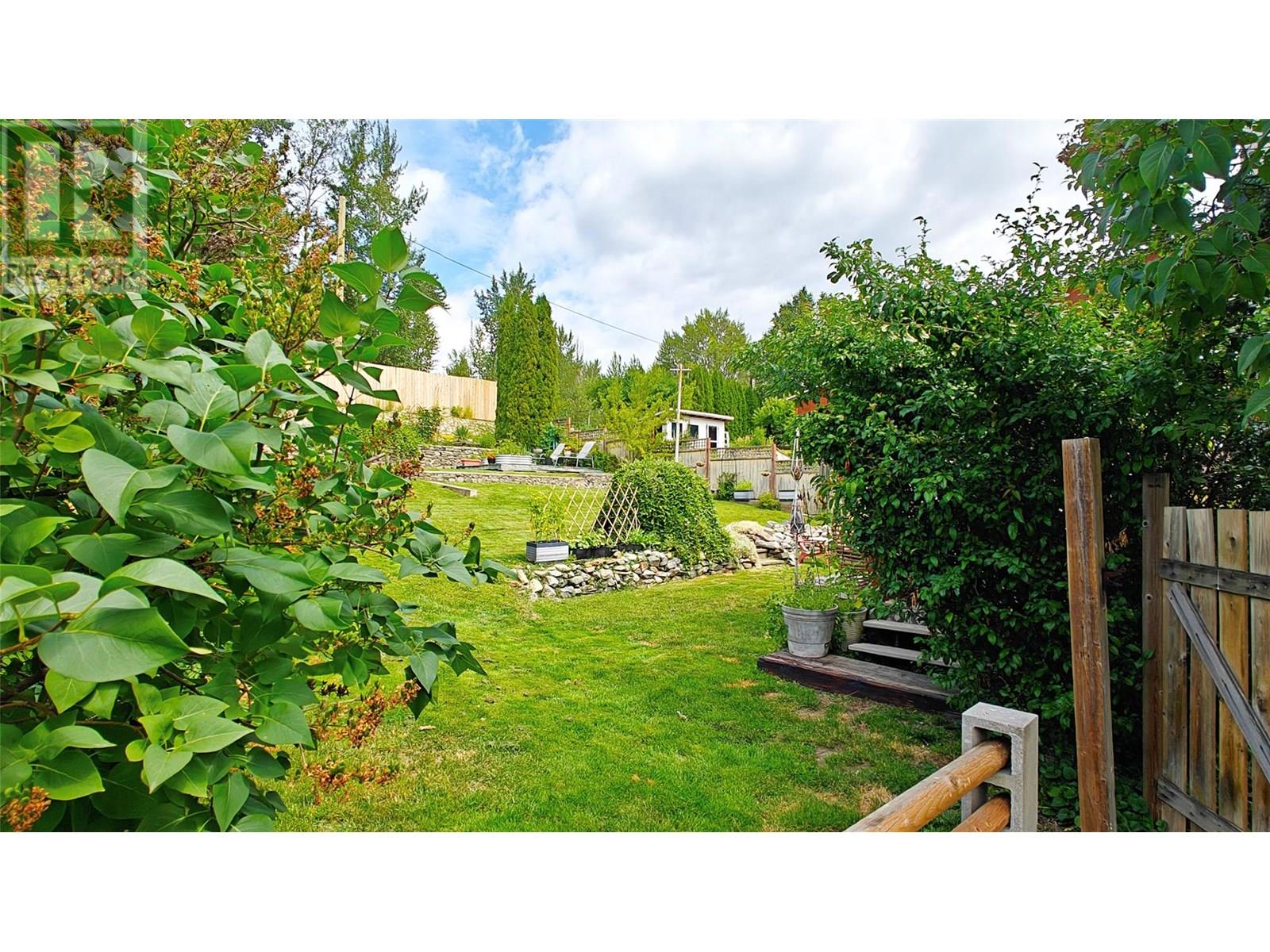 465 Forrest Drive, Warfield, British Columbia  V1R 2H1 - Photo 31 - 10354929