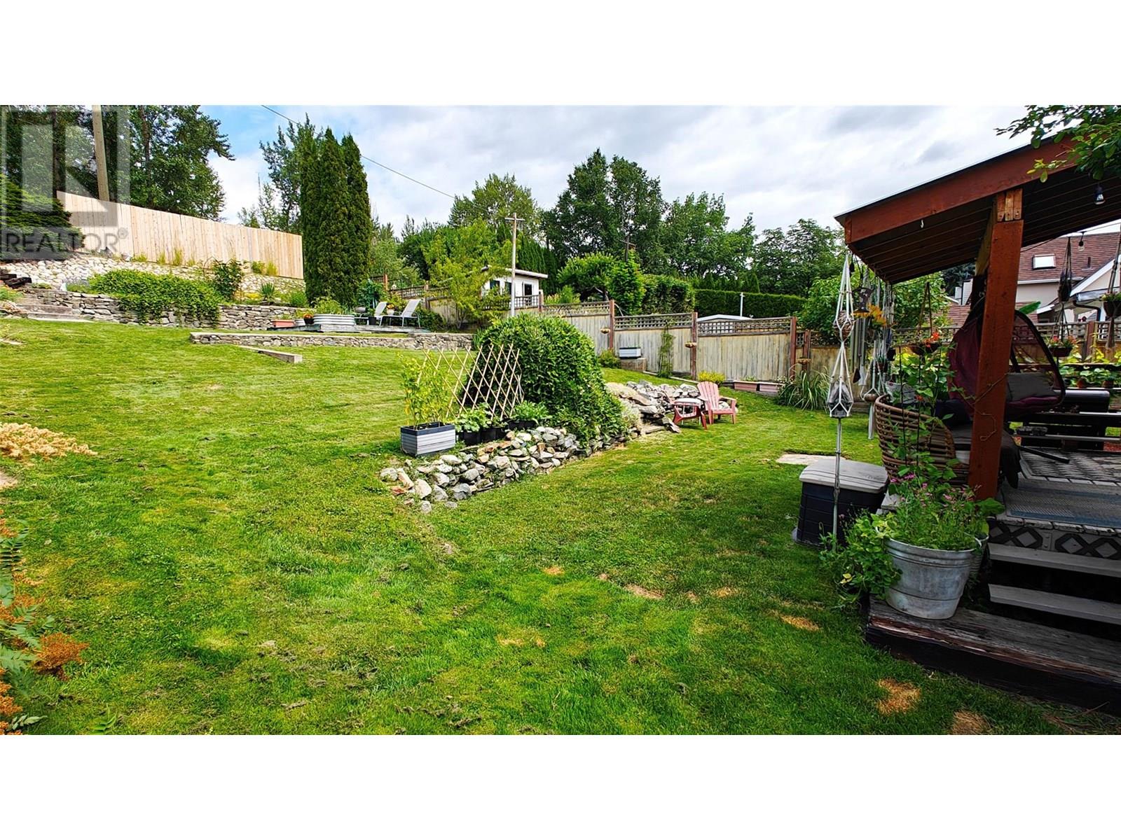 465 Forrest Drive, Warfield, British Columbia  V1R 2H1 - Photo 32 - 10354929