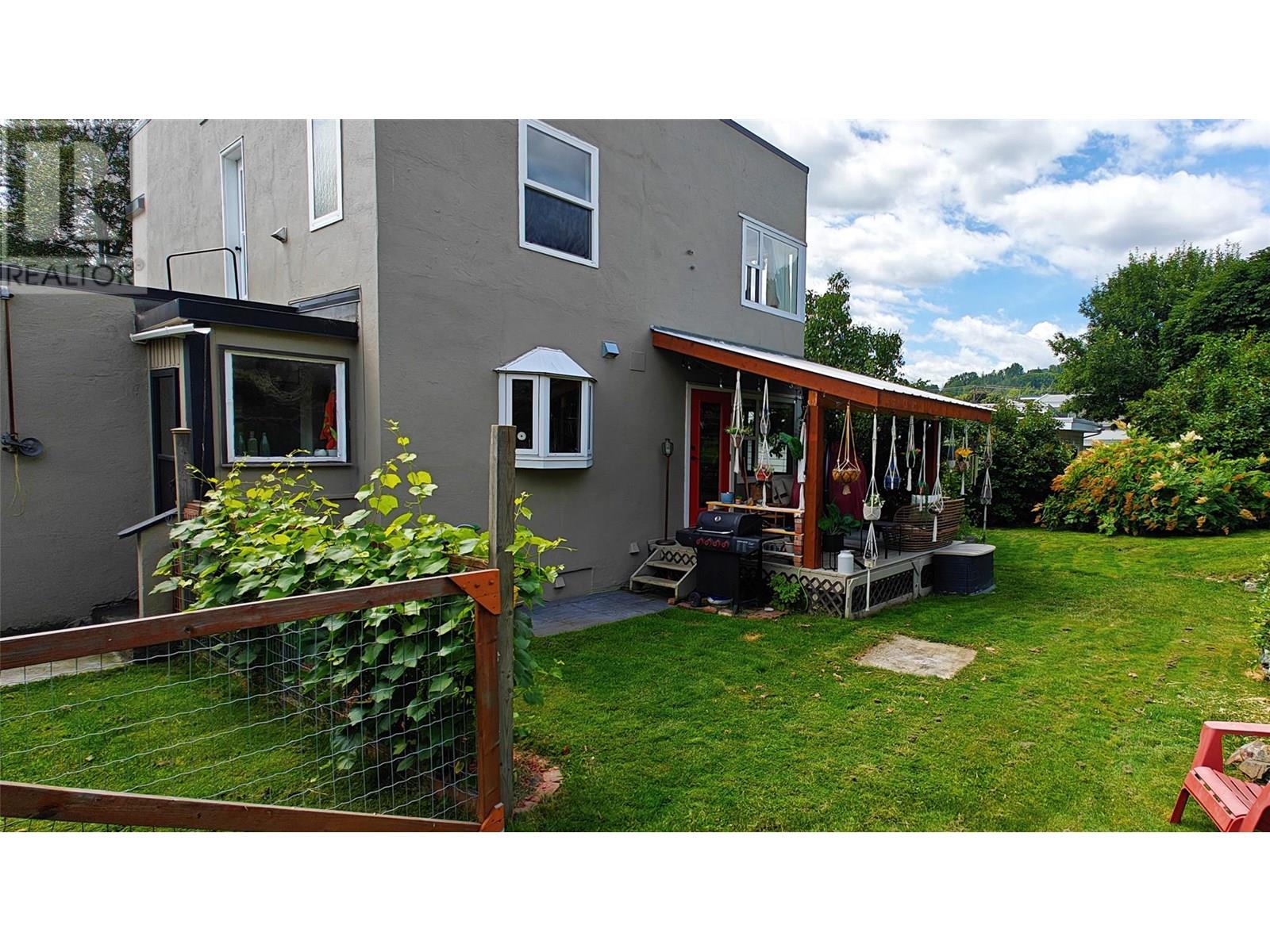 465 Forrest Drive, Warfield, British Columbia  V1R 2H1 - Photo 37 - 10354929