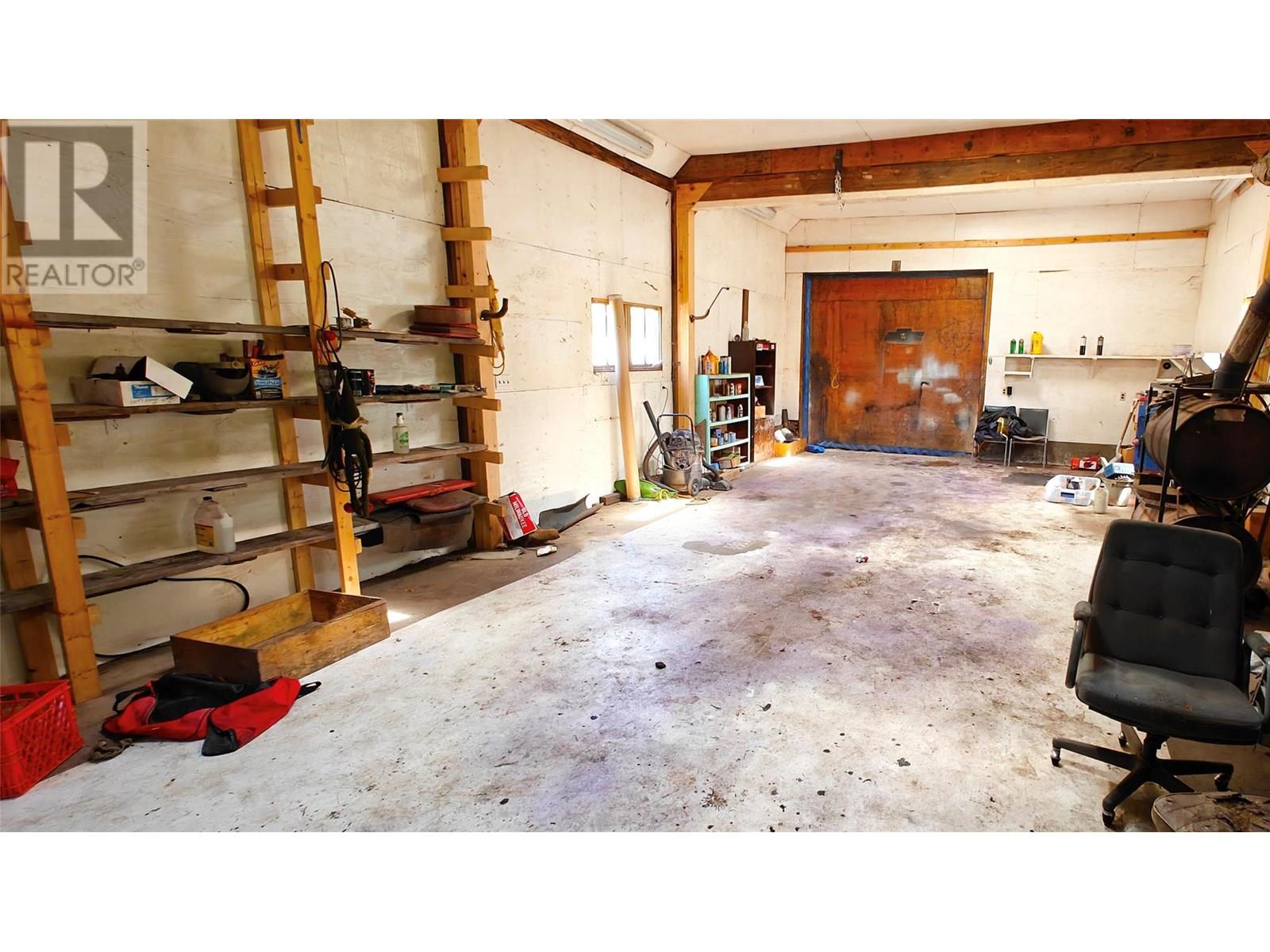 2029 Debruyn Road, Fruitvale, British Columbia  V0G 1L1 - Photo 20 - 10354721