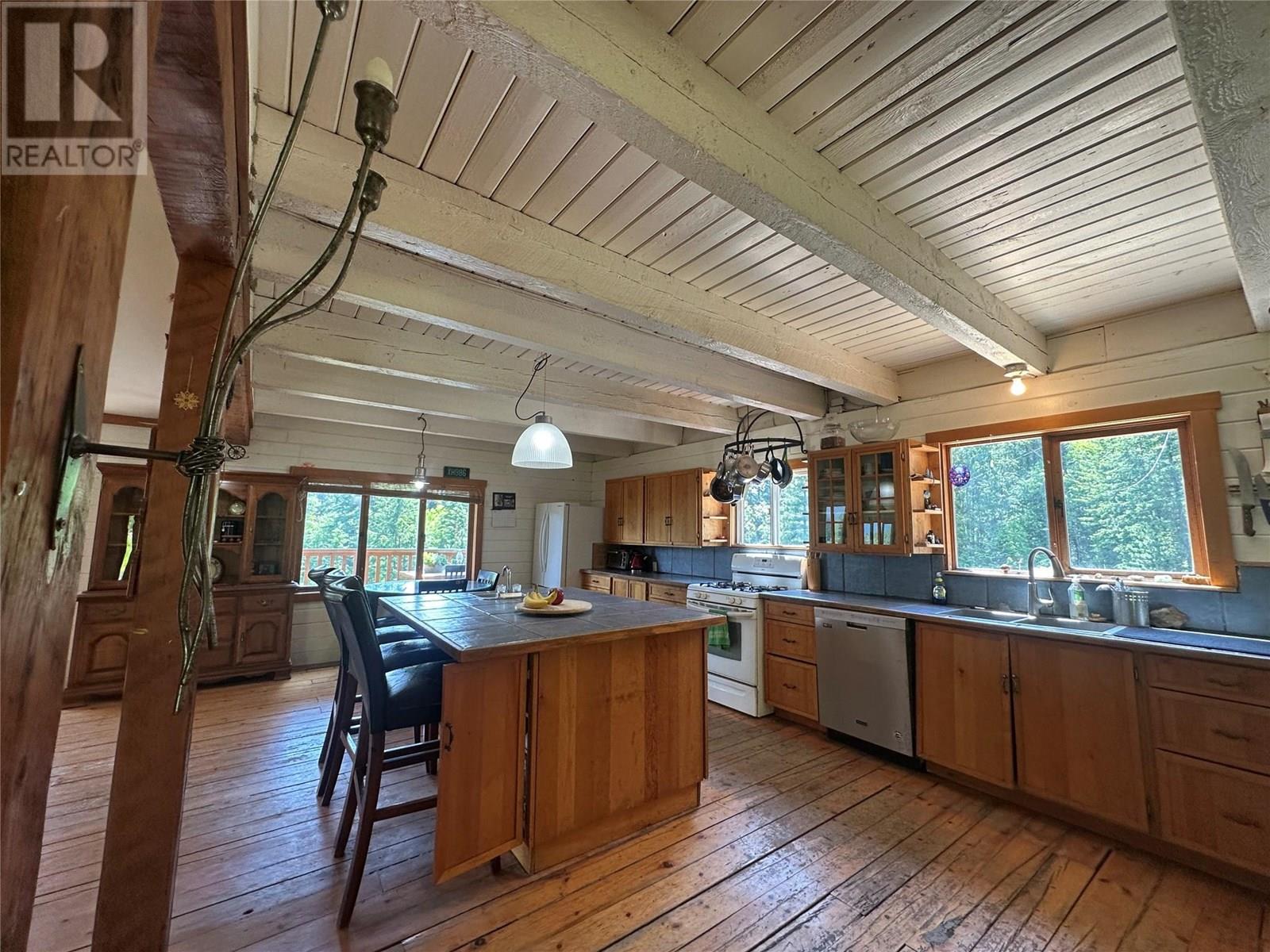 1482 Zwicky Road, Kaslo, British Columbia  V0G 1M0 - Photo 2 - 10354366