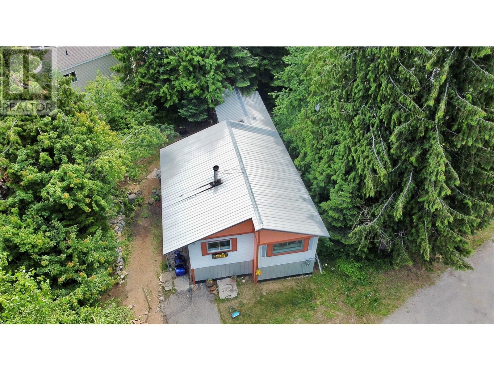 891 Monte Vista Drive Unit# 29, Rossland, British Columbia  V0G 1Y0 - Photo 2 - 10354892