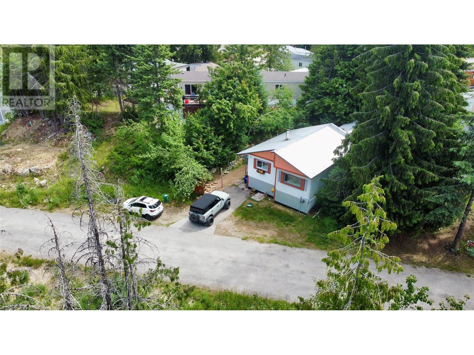 891 Monte Vista Drive Unit# 29, Rossland, British Columbia  V0G 1Y0 - Photo 7 - 10354892