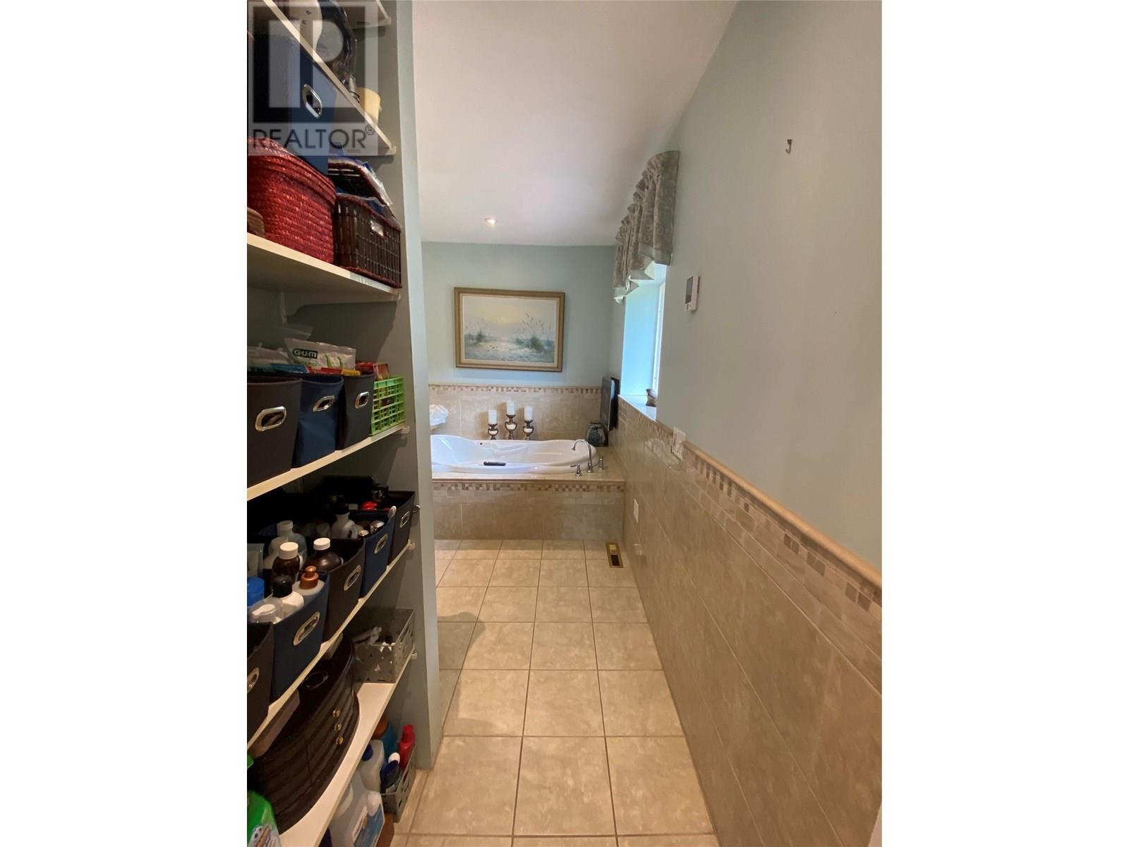 4405 Erie Ross-Spur Road, Salmo, British Columbia  V0G 1L1 - Photo 19 - 10354021