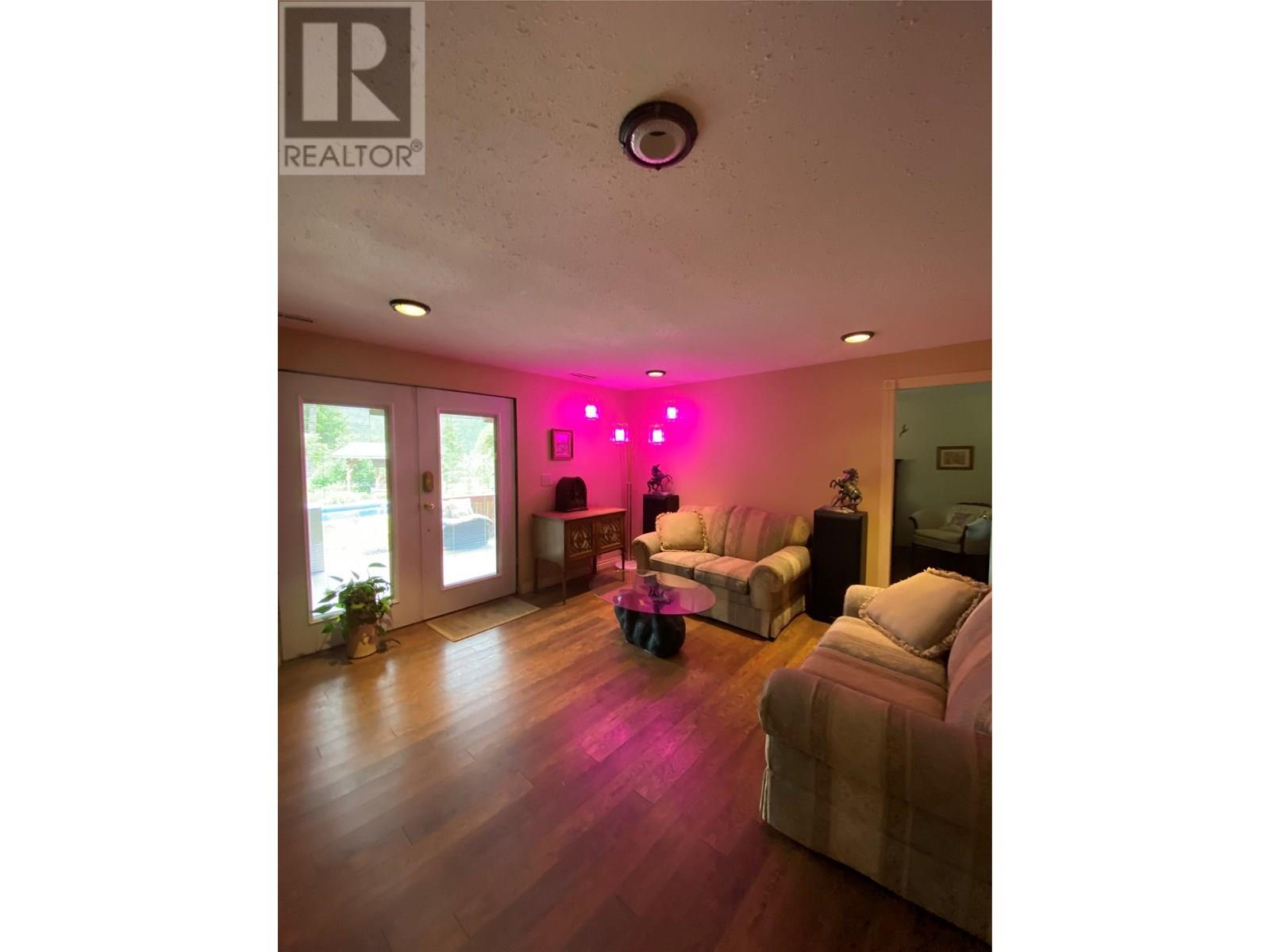 4405 Erie Ross-Spur Road, Salmo, British Columbia  V0G 1L1 - Photo 30 - 10354021