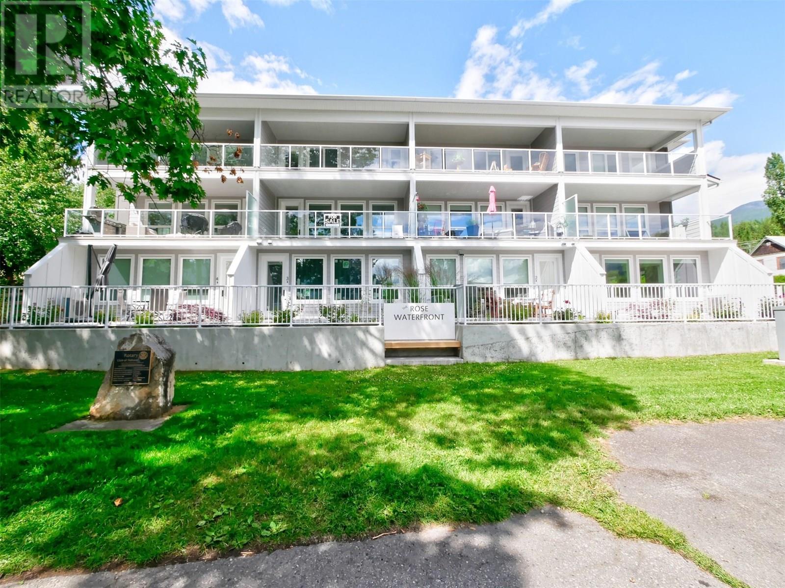 88 Nelson Avenue S Unit# 3, Nakusp, British Columbia  V0G 1R1 - Photo 1 - 10354792