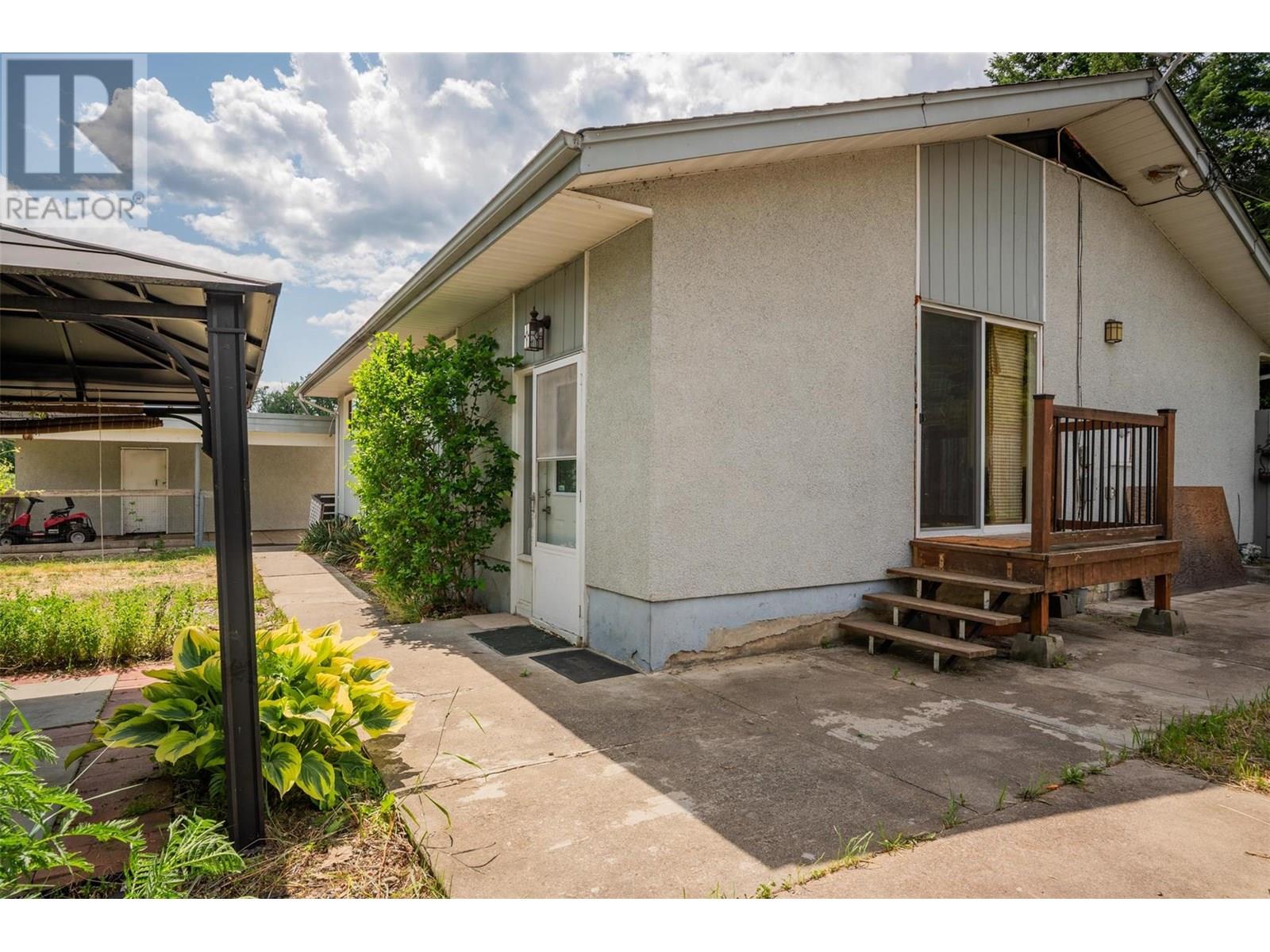 1500 3b Hwy, Fruitvale, British Columbia  V0G 1L1 - Photo 40 - 10355128