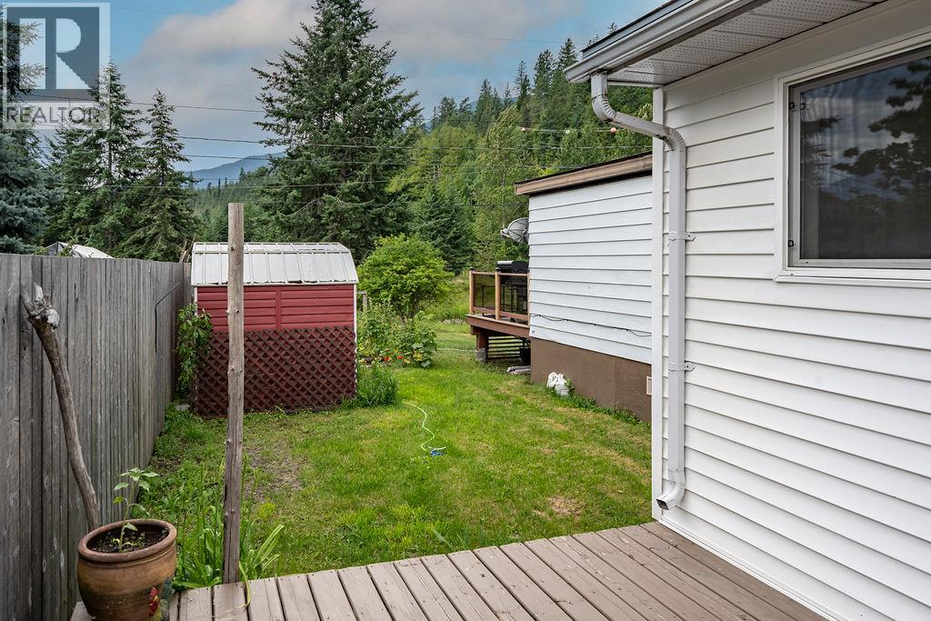 243 E Avenue, Kaslo, British Columbia  V0G 1M0 - Photo 32 - 10354941