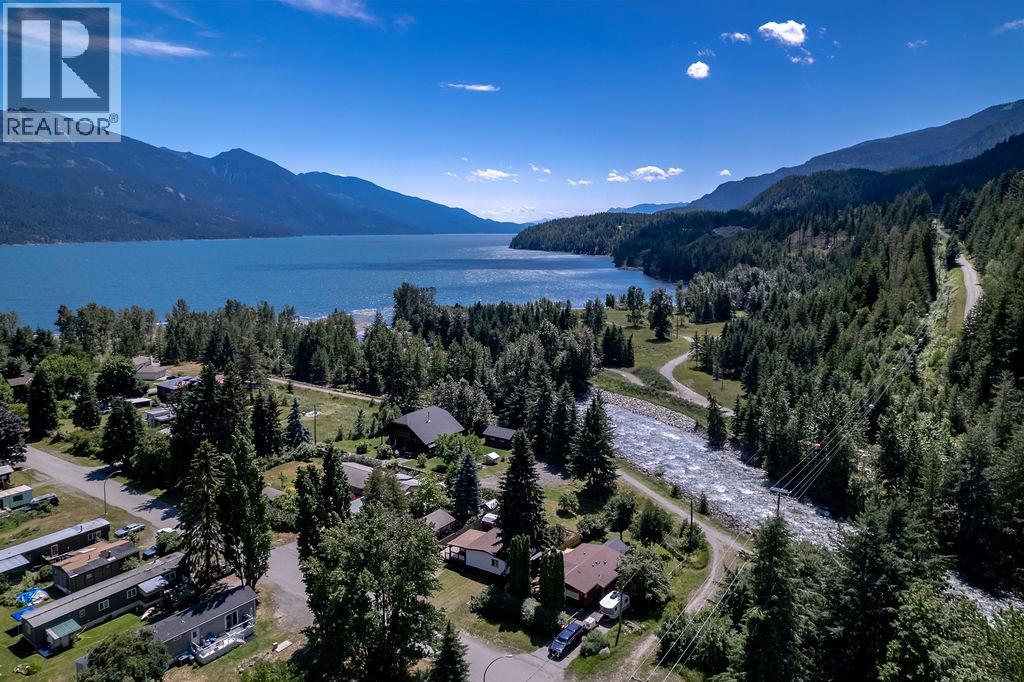 243 E Avenue, Kaslo, British Columbia  V0G 1M0 - Photo 40 - 10354941