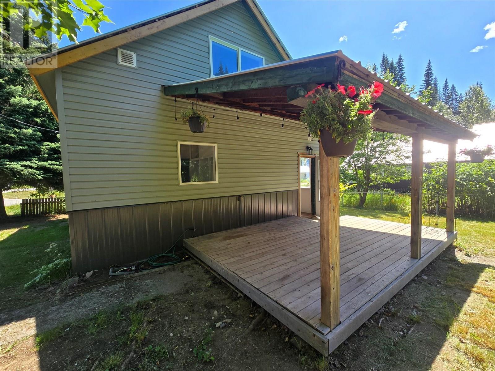 303 Fir Street, Ymir, British Columbia  V0G 2K0 - Photo 26 - 10355138