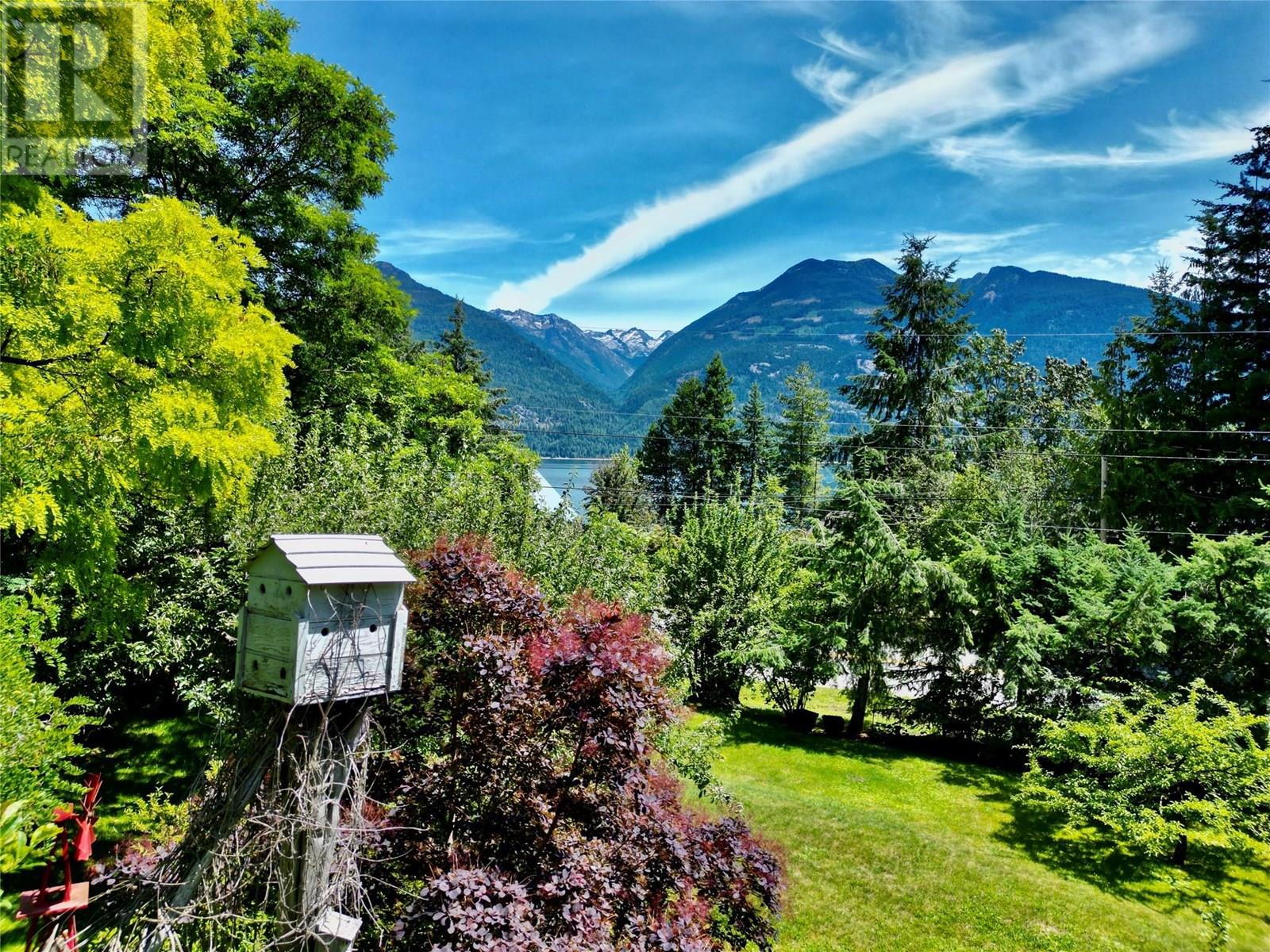 5529 Highway 31, Mirror Lake, British Columbia  V0G 1M0 - Photo 25 - 10355136