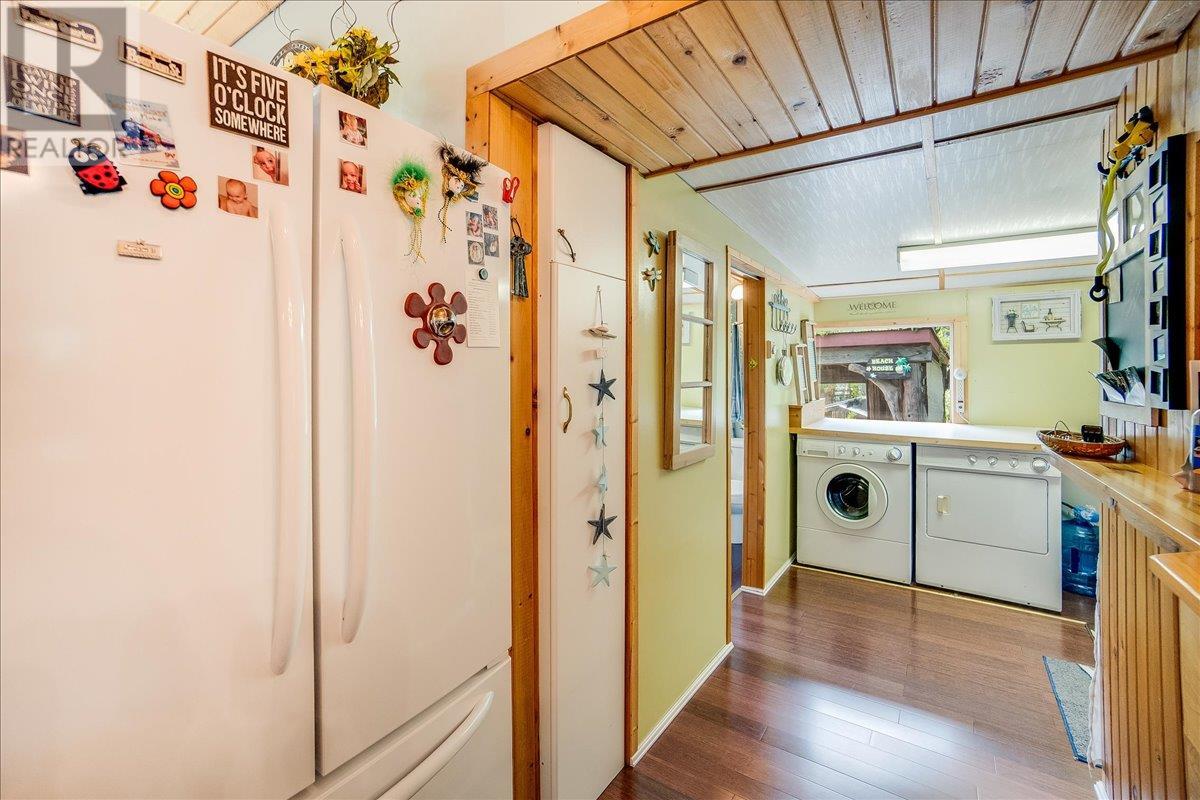 5529 Highway 31, Mirror Lake, British Columbia  V0G 1M0 - Photo 49 - 10355136